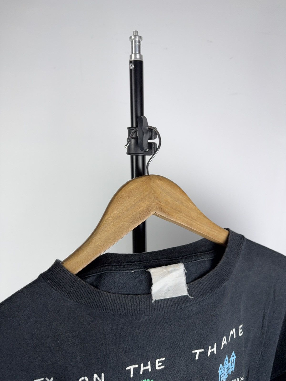 Vintage Vintage Retro 90s Y2K London City On The Thames Tourist Tee Size US L / EU 52-54 / 3 - 7 Thumbnail
