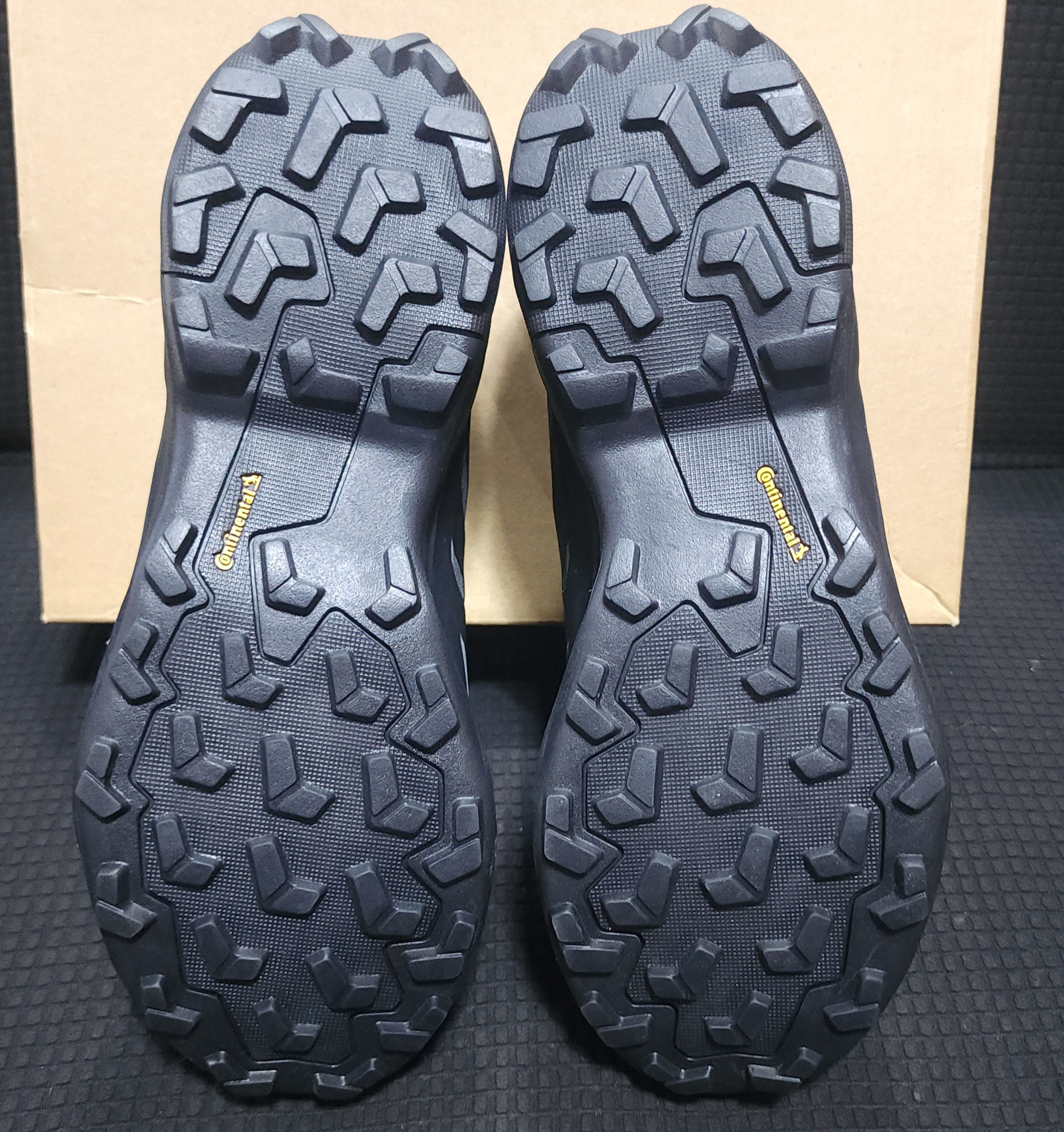 Adidas Adidas Jq2210 Terrex Skychaser AX5 Gore-tex hiking shoes Size US 9.5 / EU 42-43 - 6 Thumbnail
