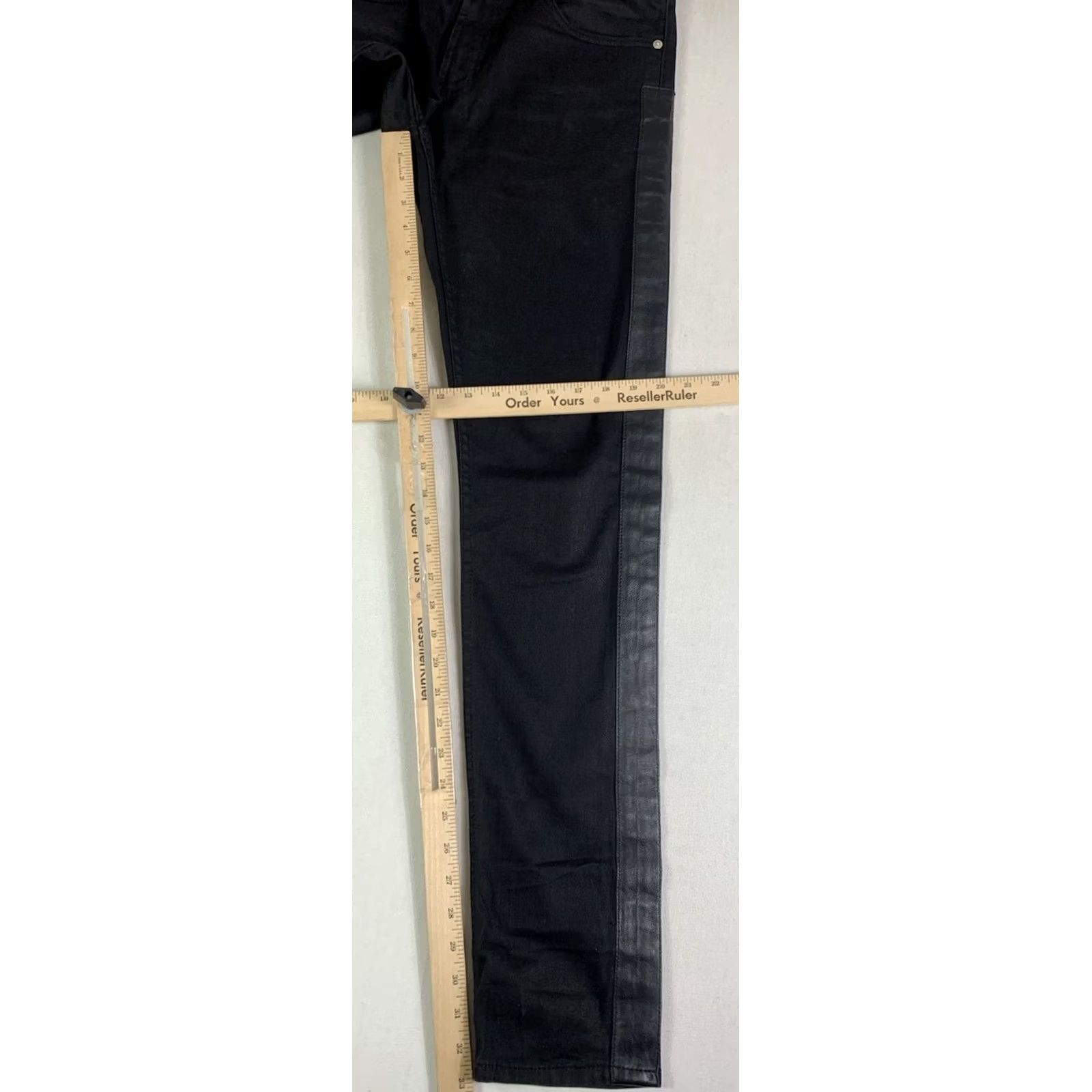 Alexander McQueen Alexander McQueen Black Slim Fit Jeans Women 32 Leather Stripe 5-Pocket Denim Inseam 33 Skinny Regular Size 46? Size 24" / US 00 / IT 34 - 4 Thumbnail