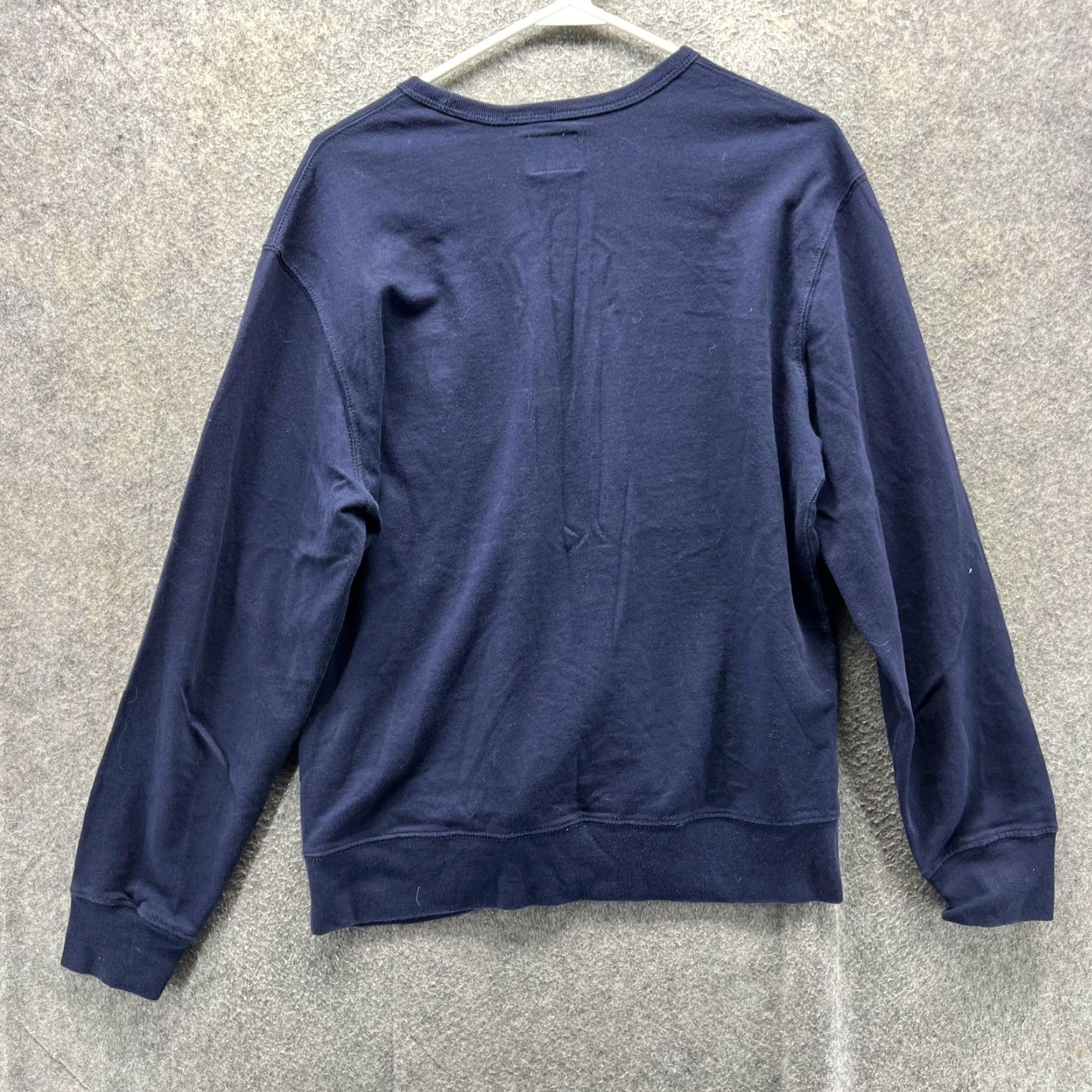 J.Crew J.Crew Sweatshirt Mens Medium Blue Pocket Crewneck Pullover Fleece 100% Cotton Authentic fleece Navy solid Size US M / EU 48-50 / 2 - 2 Thumbnail