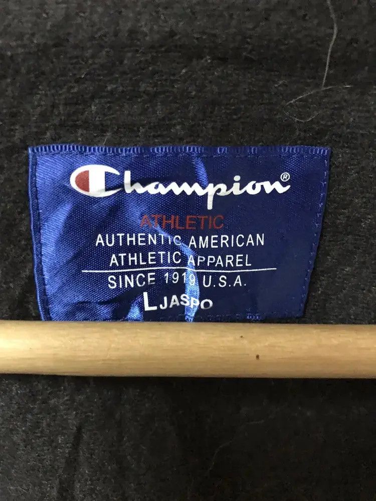 Champion Champion Windbreaker Size US L / EU 52-54 / 3 - 6 Thumbnail