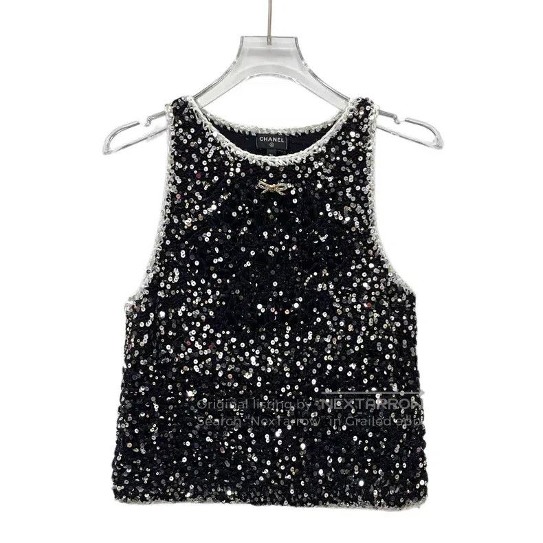 Chanel Chanel 23 black sequin diamond-encrusted cotton round-neck Size XS / US 0-2 / IT 36-38 - 1 Thumbnail
