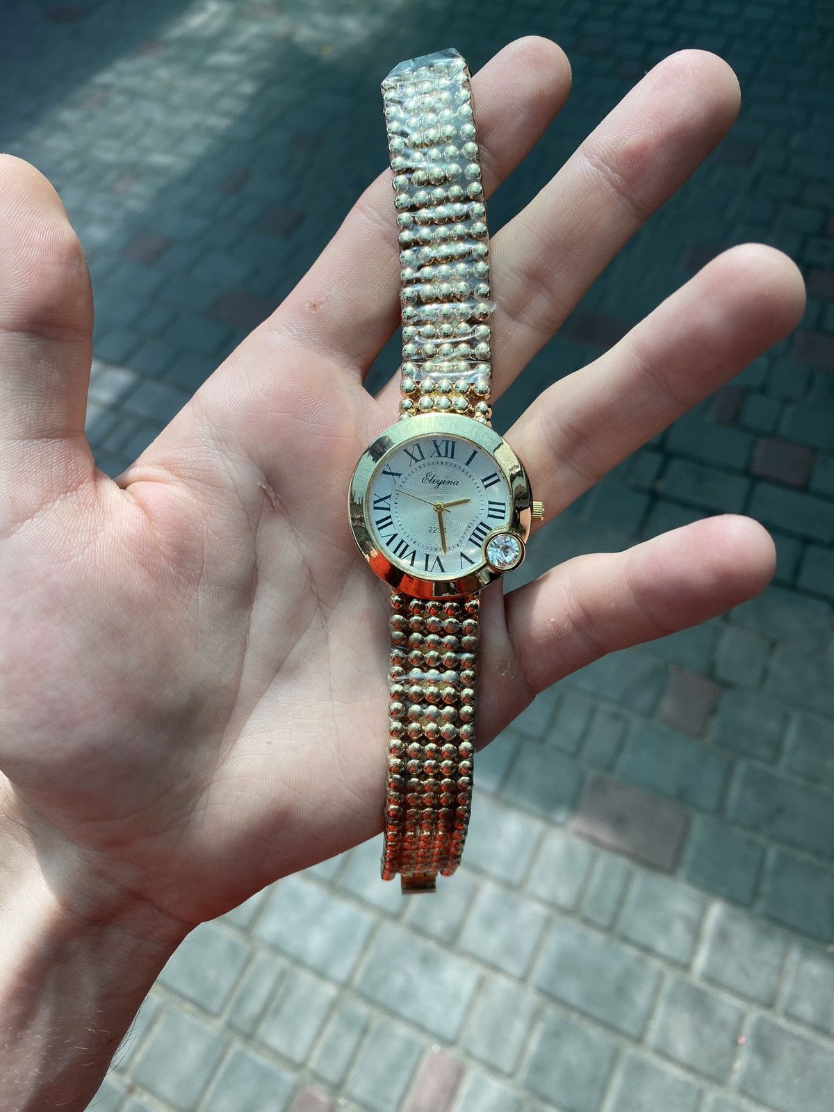 Japanese Brand Luxe Gold Watch - Bejeweled Strap Elegance Size ONE SIZE - 8 Thumbnail