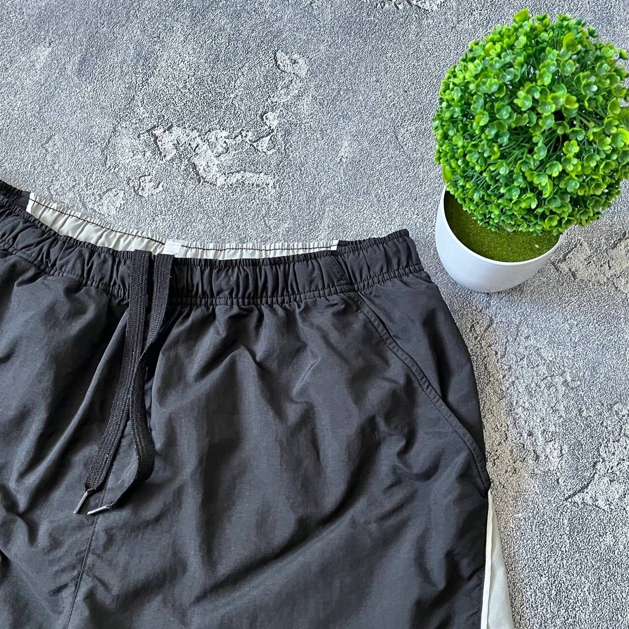 Nike Vintage Nike 90s Retro Drill Black Shorts Size XL Size US 35 - 9 Thumbnail