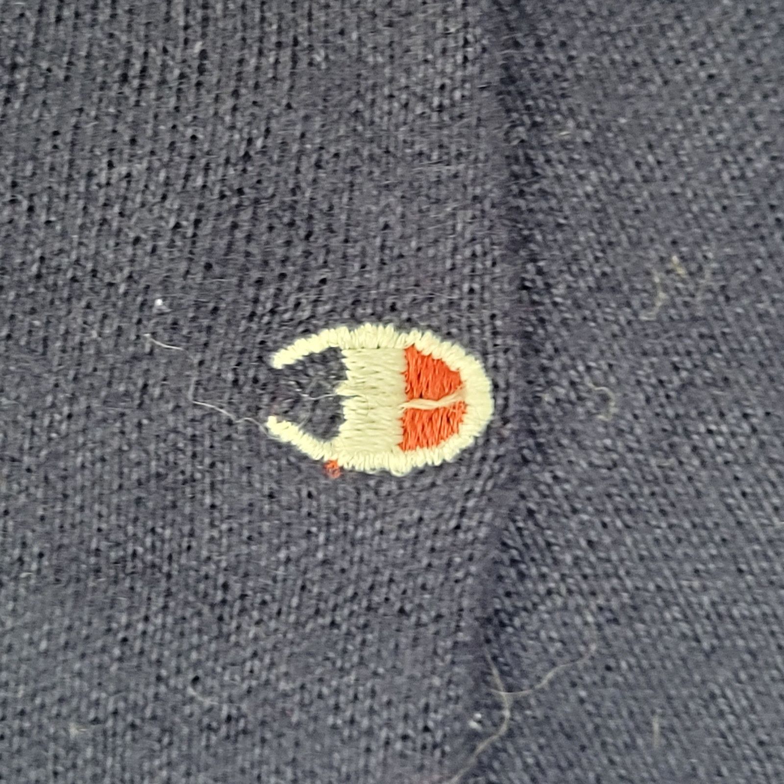 Champion Vintage 80s Champion Sweater M/L 20x25 Navy-Blue Castle USA Size US L / EU 52-54 / 3 - 13 Thumbnail