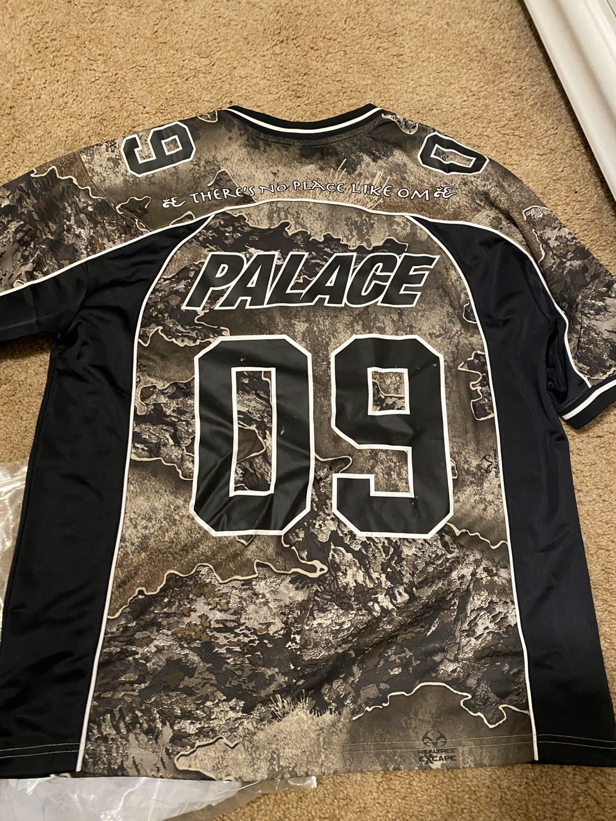 Palace × Realtree Palace OM x Realtree jersey | Grailed