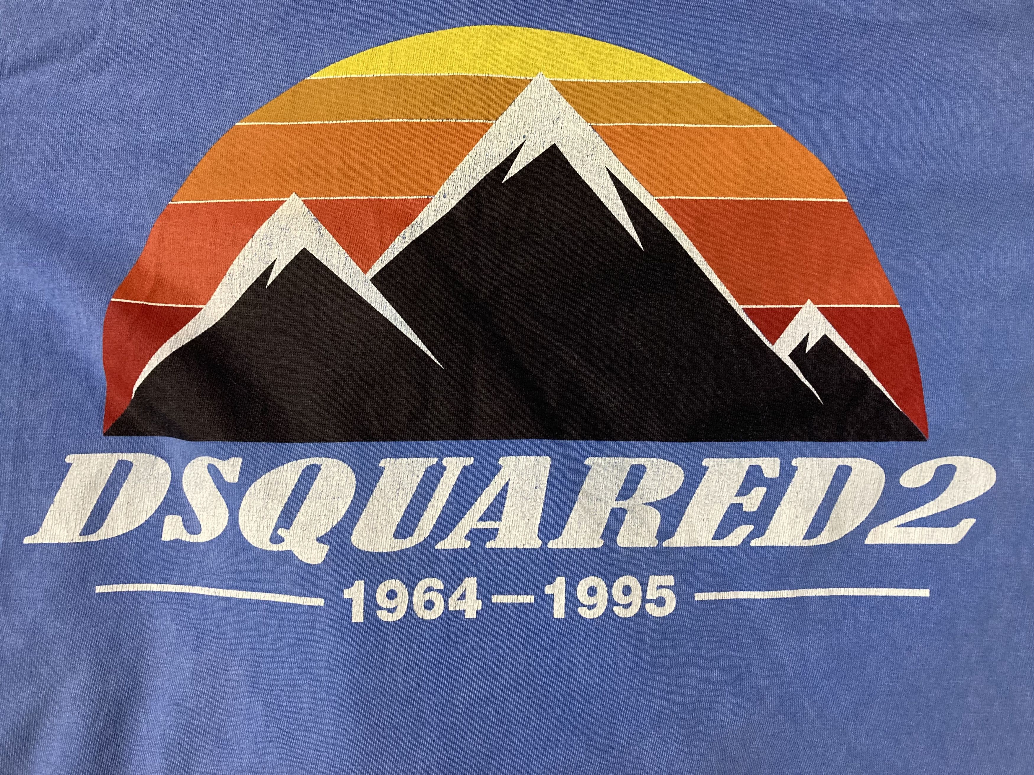 Dsquared2 Dsquared2 Mountain Peak Print T- Shirt Size US M / EU 48-50 / 2 - 4 Thumbnail