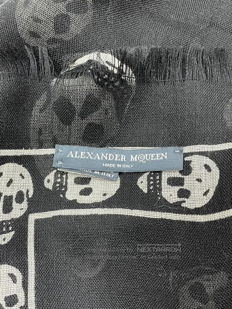Alexander McQueen Alexander Mcqueen Black skull woollen silk scarf Size ONE SIZE - 3 Thumbnail