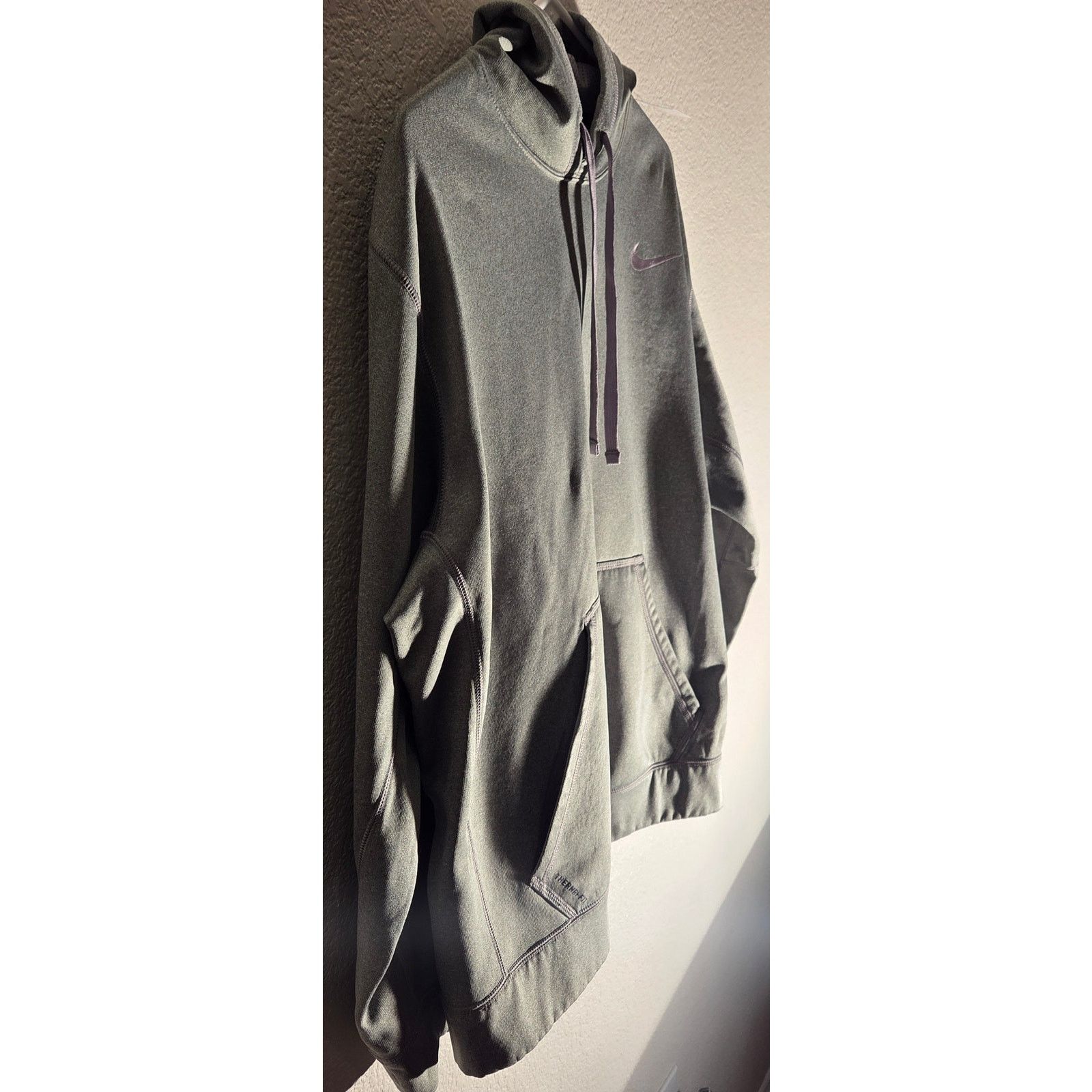 Nike Nike Therma-FIT Pullover Hoodie - Men's XL - Grey Size US XL / EU 56 / 4 - 2 Thumbnail
