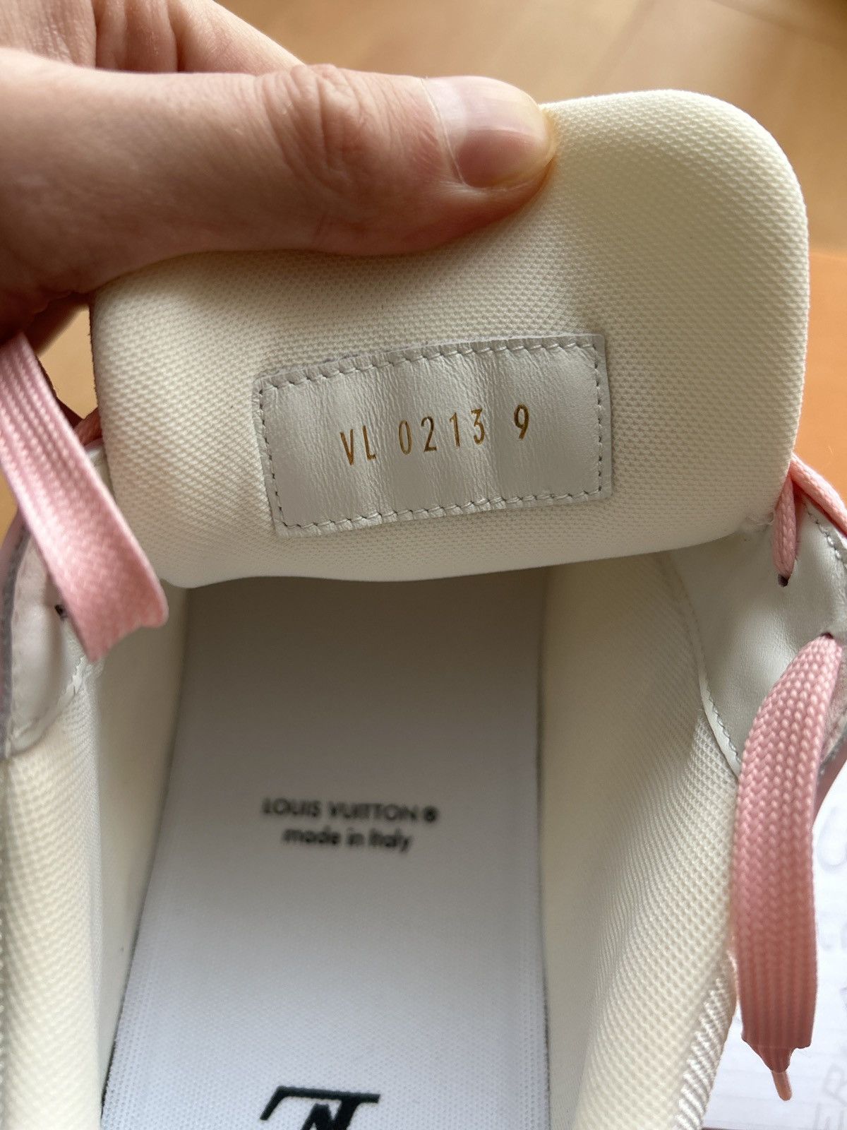 Louis Vuitton Louis Vuitton Trainer Pink US 9 Size US 9 / EU 42 - 20 Thumbnail