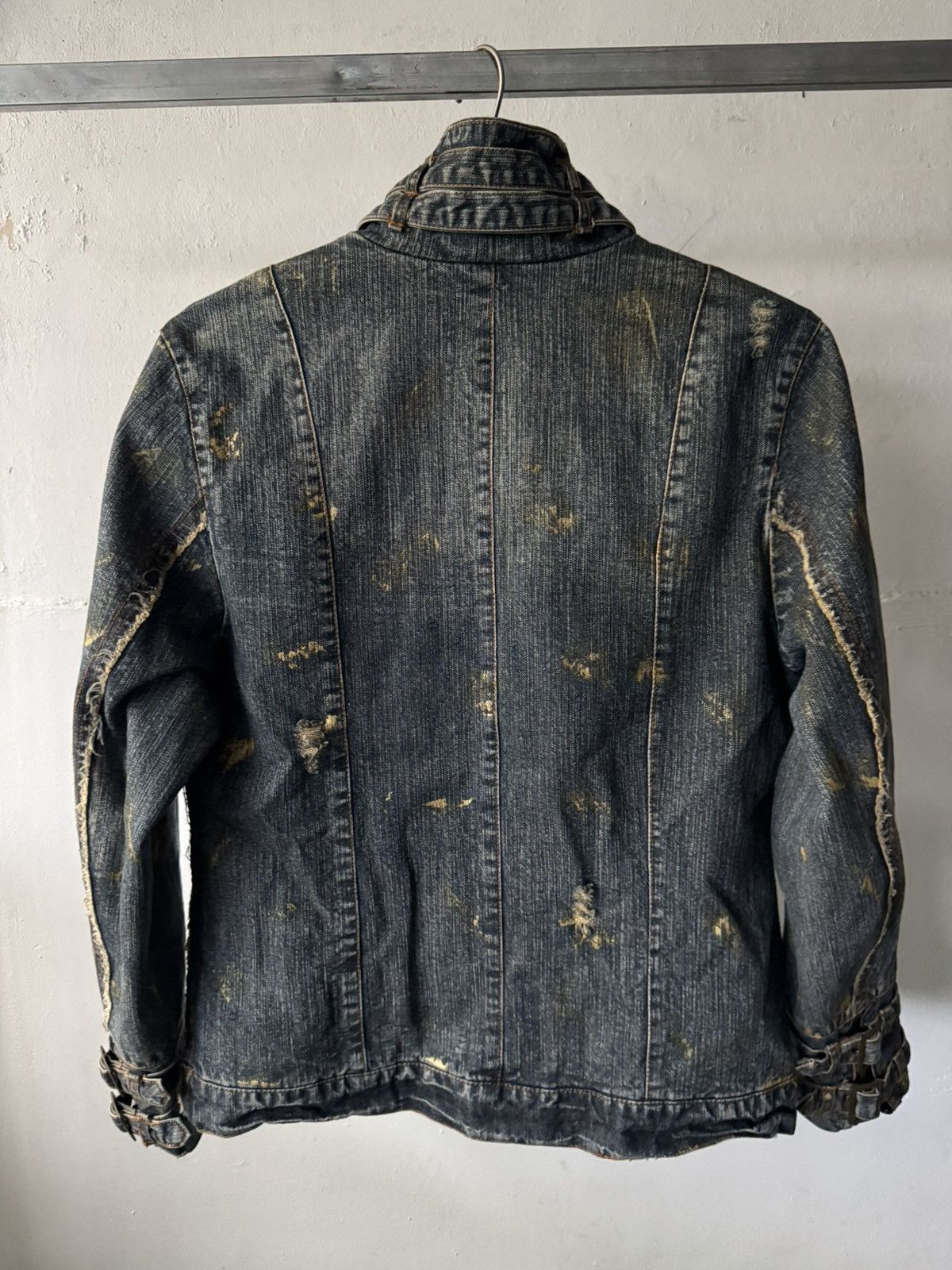 If Six Was Nine 2000s in the attic distressed studded bondage denim jacket Size US L / EU 52-54 / 3 - 11 Thumbnail