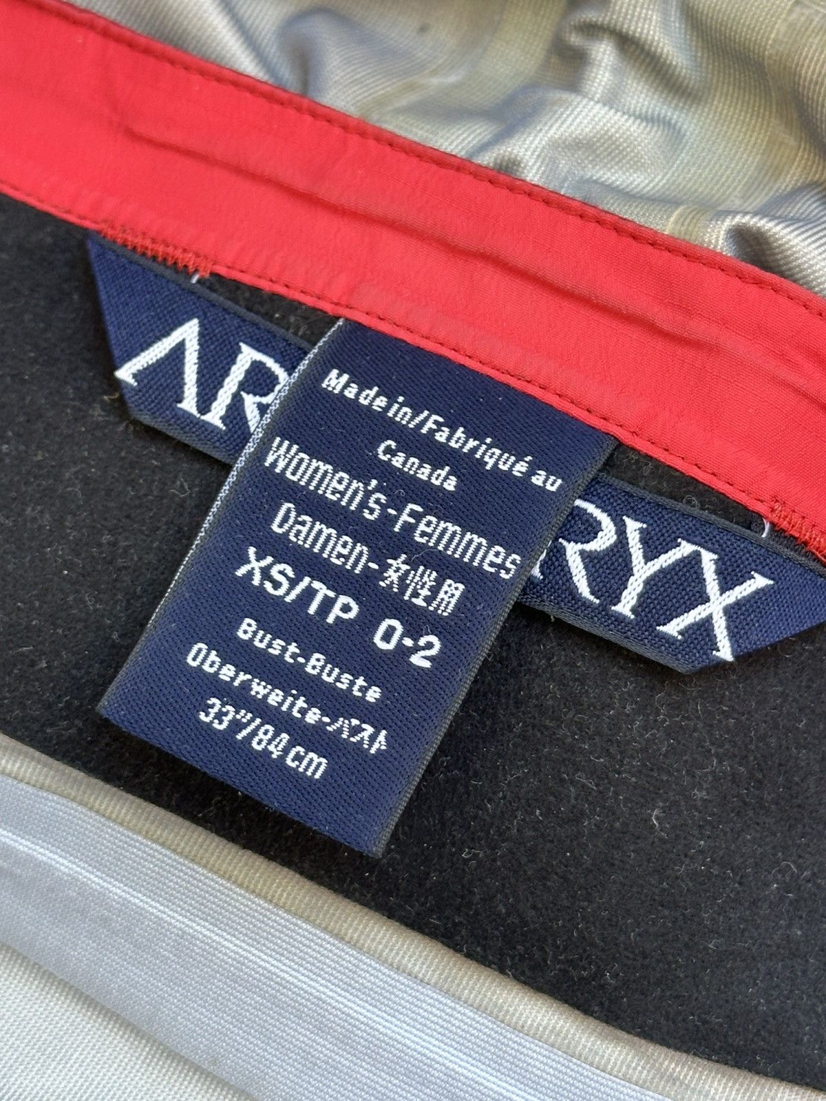 Arc'teryx Vintage Arc’teryx Beta AR Gore-Tex XCR Hardshell Jacket XS Size XS / US 0-2 / IT 36-38 - 12 Thumbnail