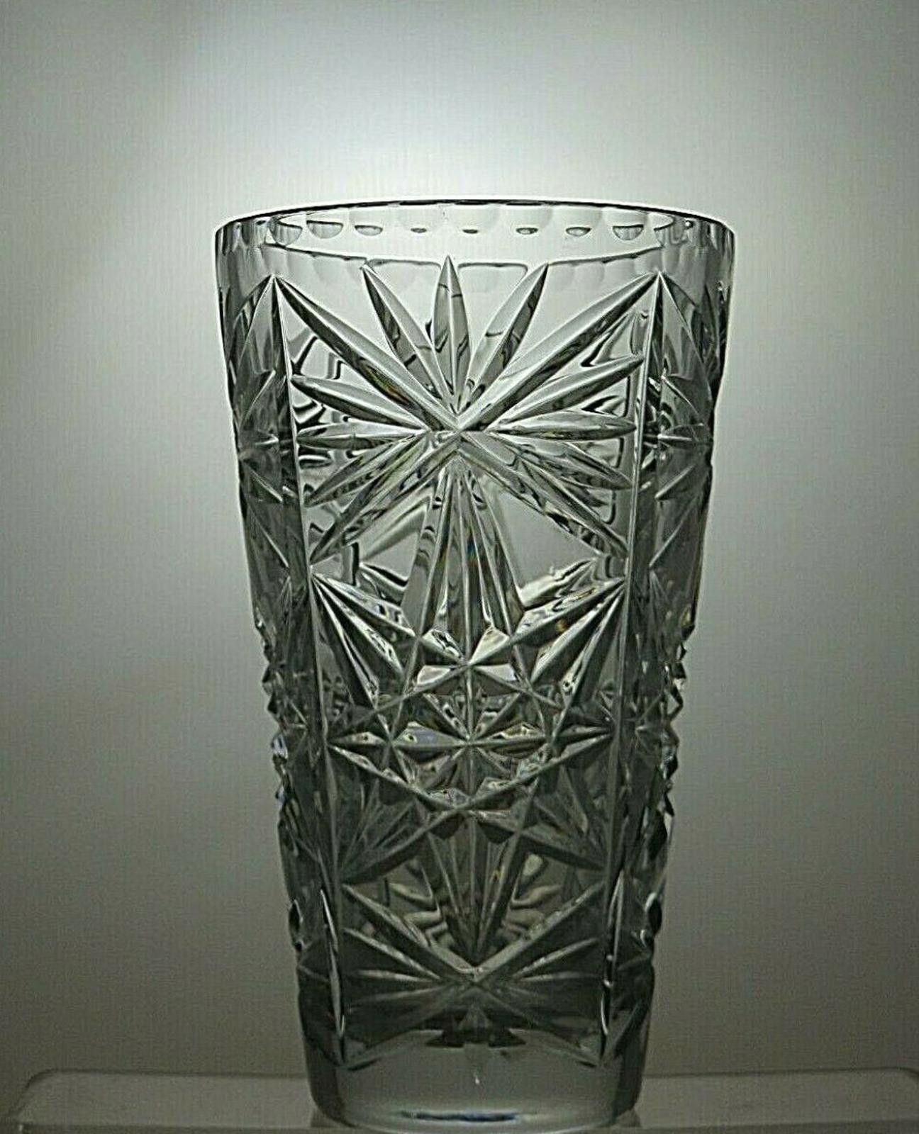 The Unbranded Brand Lovely Lead Cut Glass Crystal Vase 8" Size ONE SIZE - 2 Thumbnail