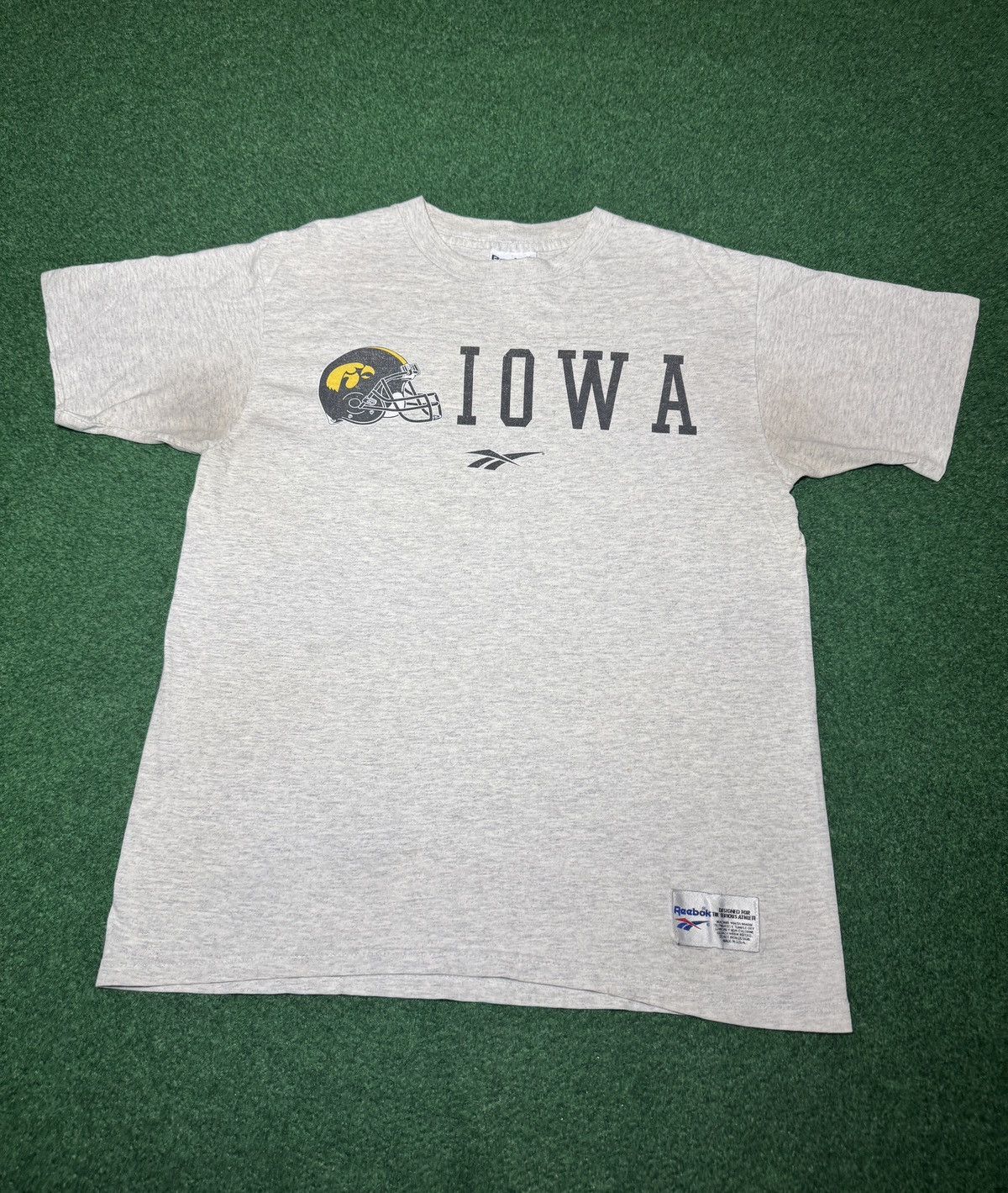Reebok Iowa Football Vintage Reebok College 90s M T Shirt 20x27 Size US M / EU 48-50 / 2 - 1 Thumbnail