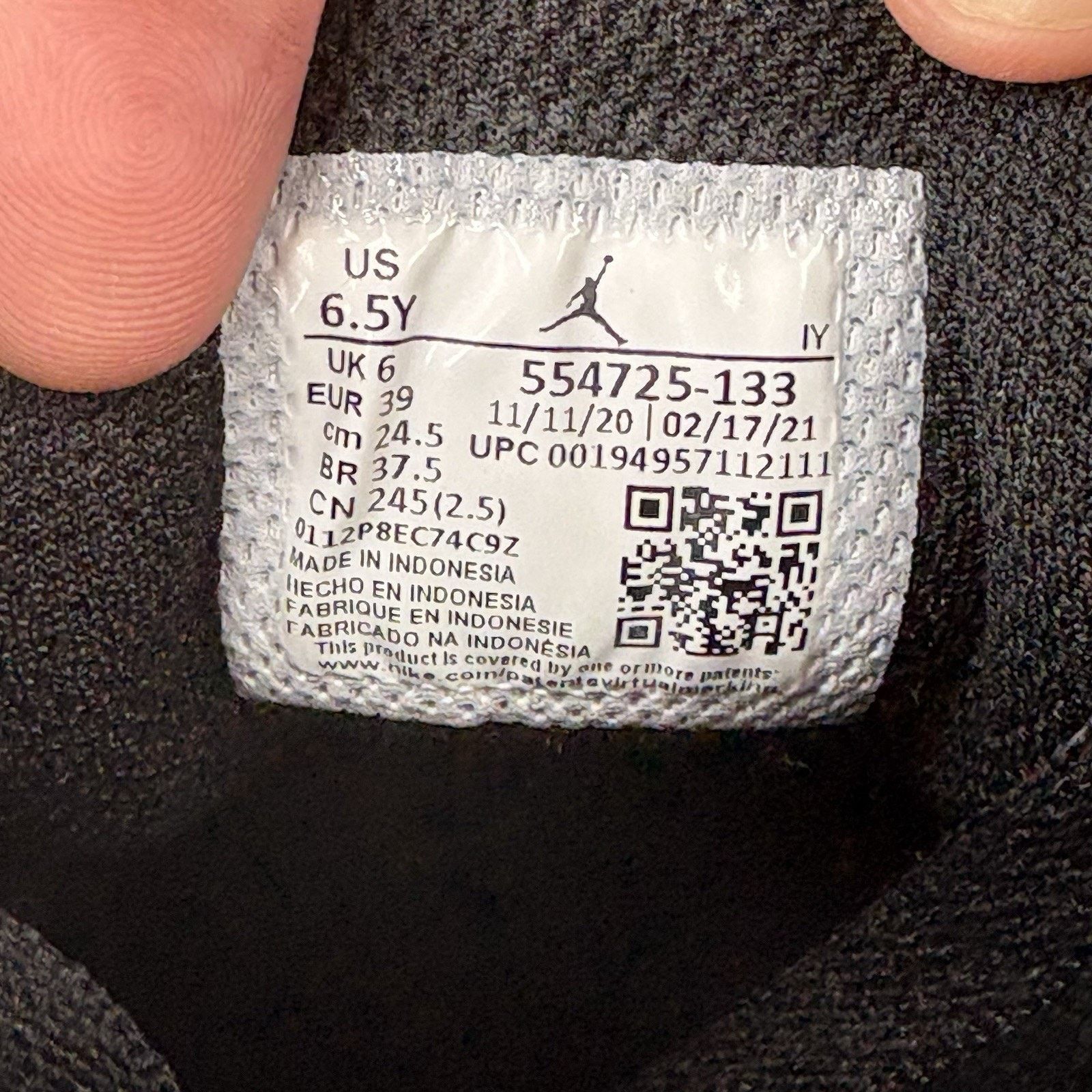 Nike Size 6.5Y/8W - Jordan Air 1 Mid GS White/Black/Crimson Tint Size US 8 / IT 38 - 8 Thumbnail