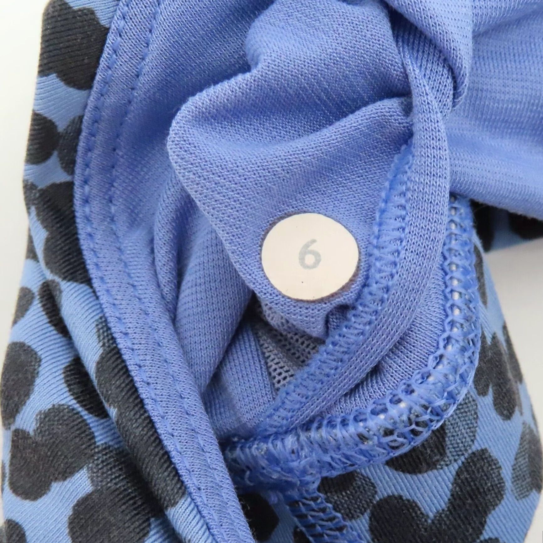 Lululemon Lululemon Sports Bra Energy Wireless Multicolor Polka Dot Strappy Women 6 Size ONE SIZE - 5 Thumbnail