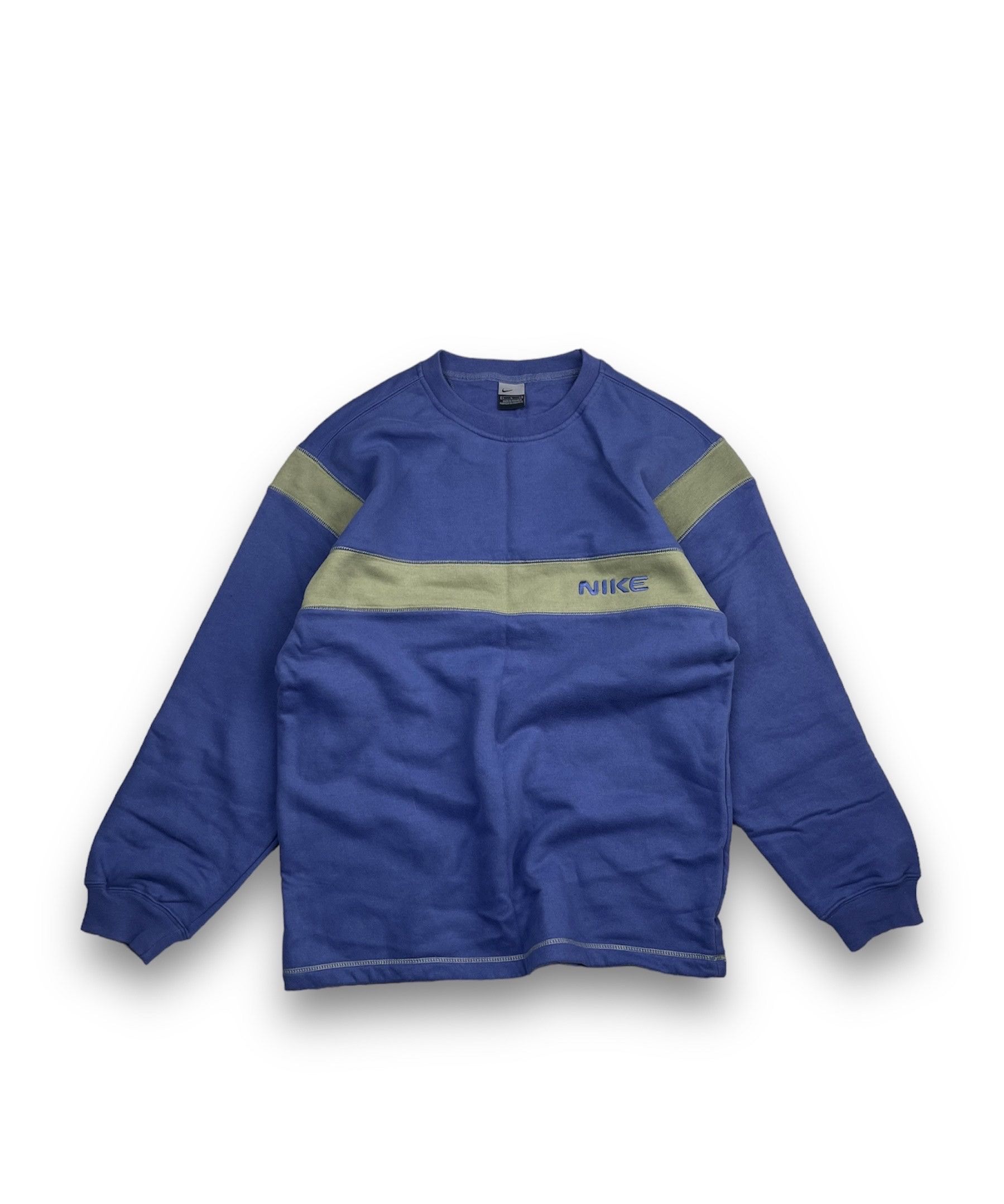Nike Nike Vintage Sweatshirt Small Logo Size Large Size US L / EU 52-54 / 3 - 1 Thumbnail
