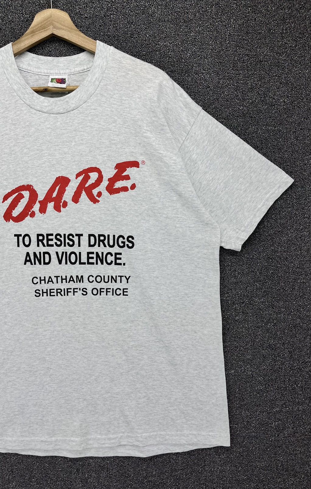 Band Tees Vintage D.A.R.E Punk Rock Band Tees T Shirt Size US XL / EU 56 / 4 - 9 Thumbnail