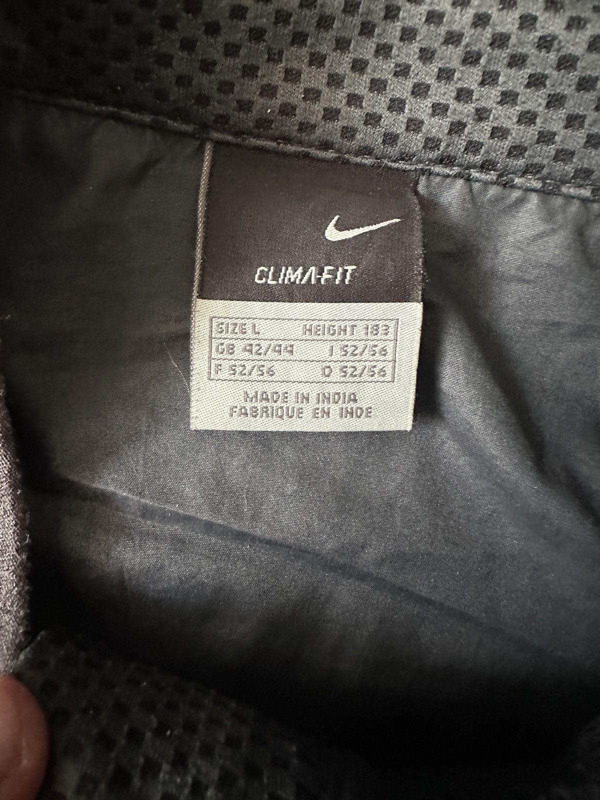 Nike × Vintage Nike Tn Court vintage Windrunner jacket y2k nylon track Size US L / EU 52-54 / 3 - 6 Thumbnail