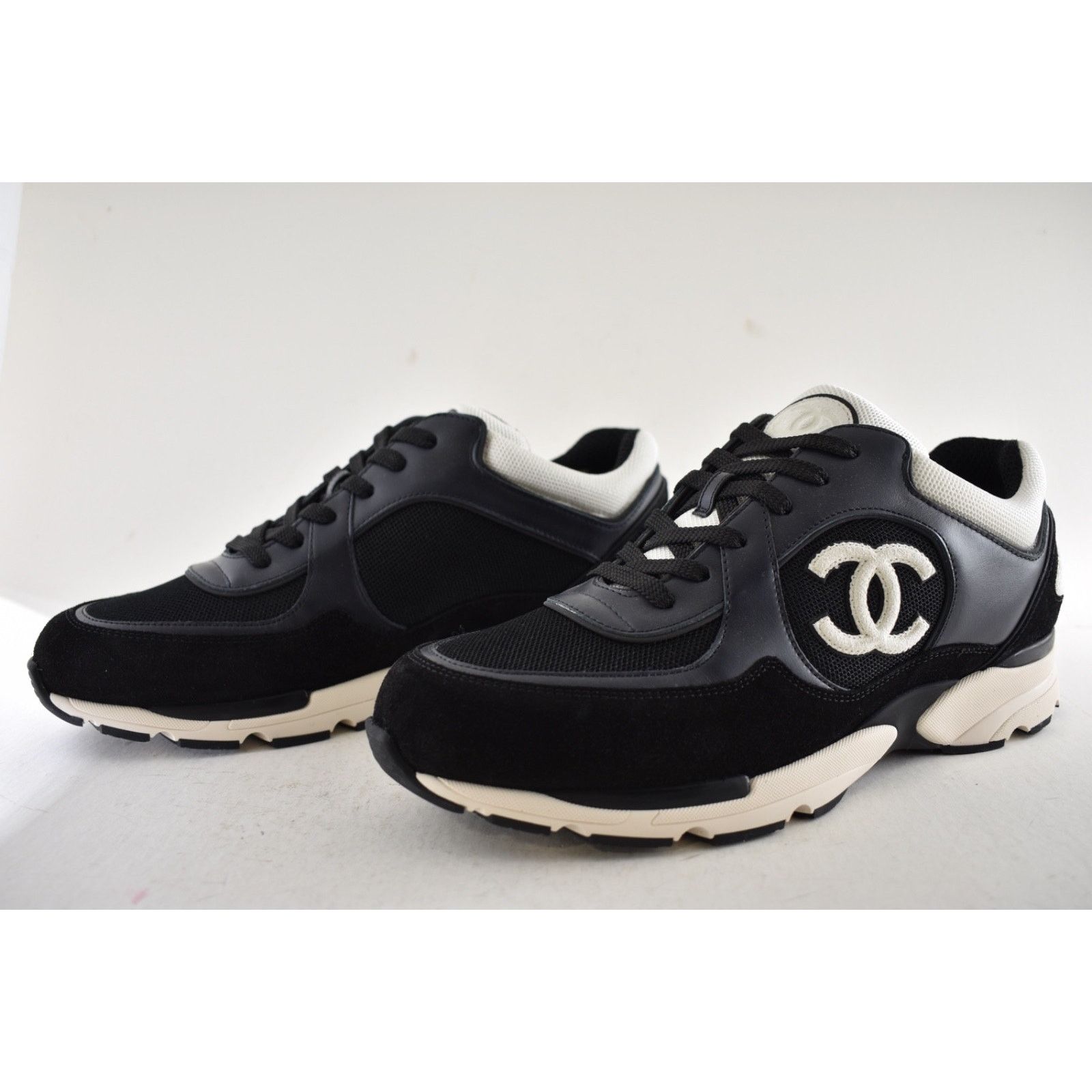 Chanel Mens Navy Blue Black White CC Logo Low Top Trainer Sneakers Size US 11 / EU 44 - 11 Thumbnail