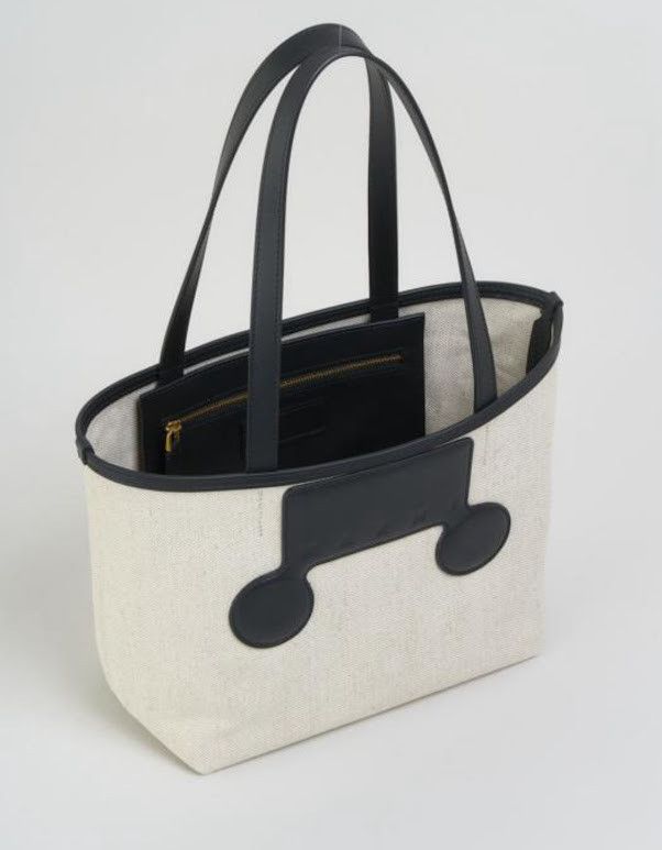 Marni o1w1db10326 Size: OS/Tote Bag in White/Black Size ONE SIZE - 1 Thumbnail