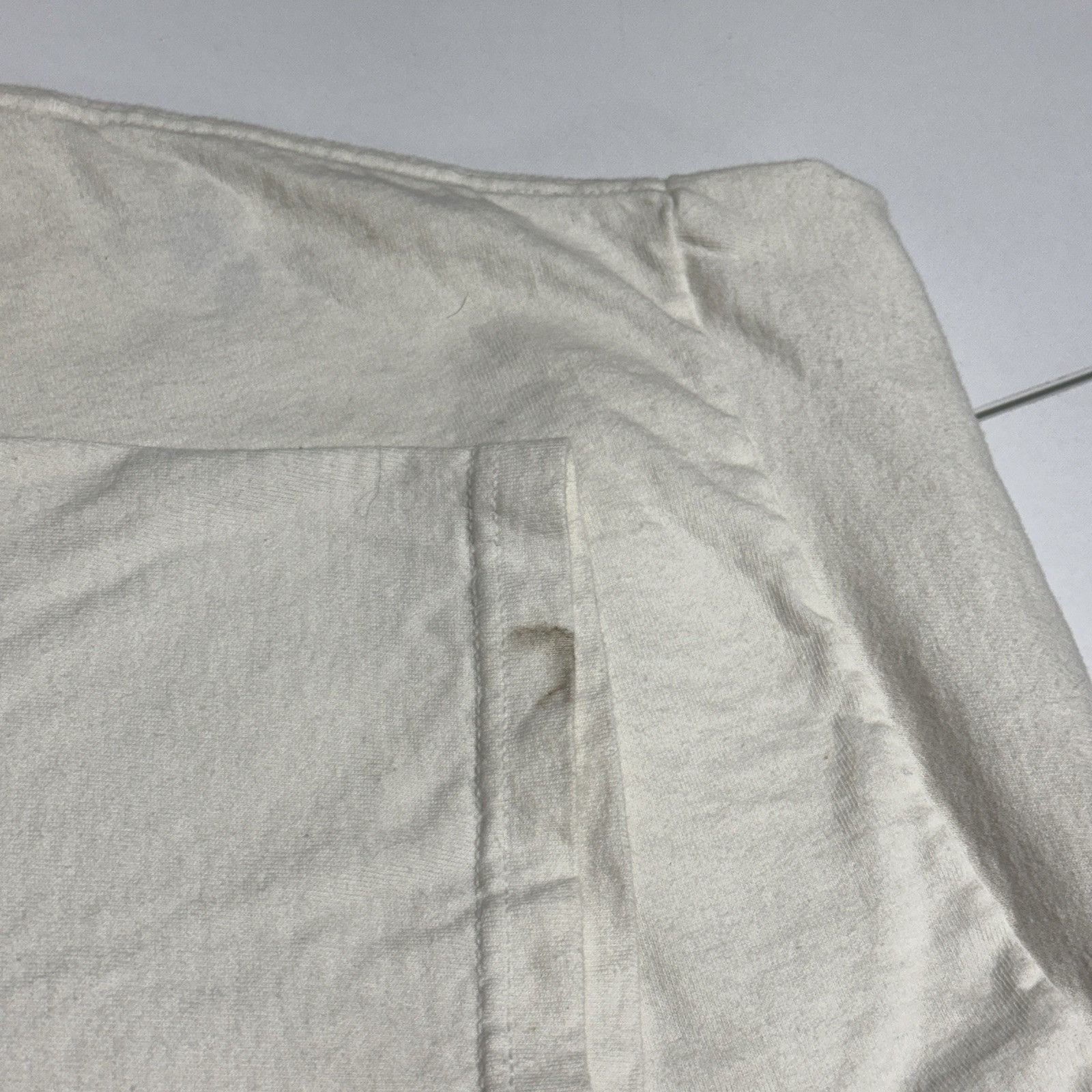Vintage Vintage Fluff Fest 2007 T Shirt Mens 2XL 25x29.5 White Short Size US XXL / EU 58 / 5 - 8 Thumbnail