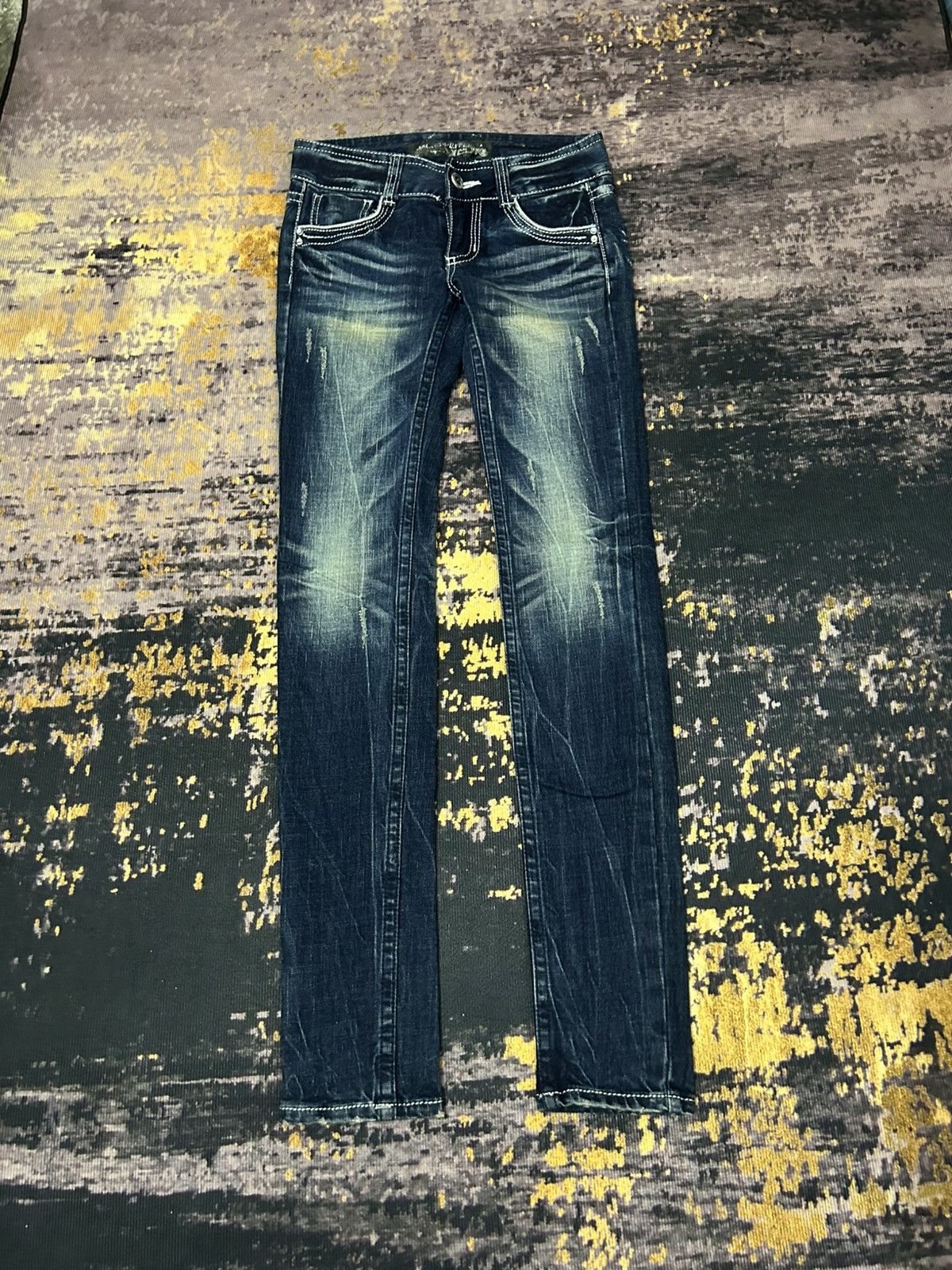 Tornado Mart Red Pepper Pegasus Embroidered Pocket Back Slim Jeans Size US 29 - 5 Thumbnail