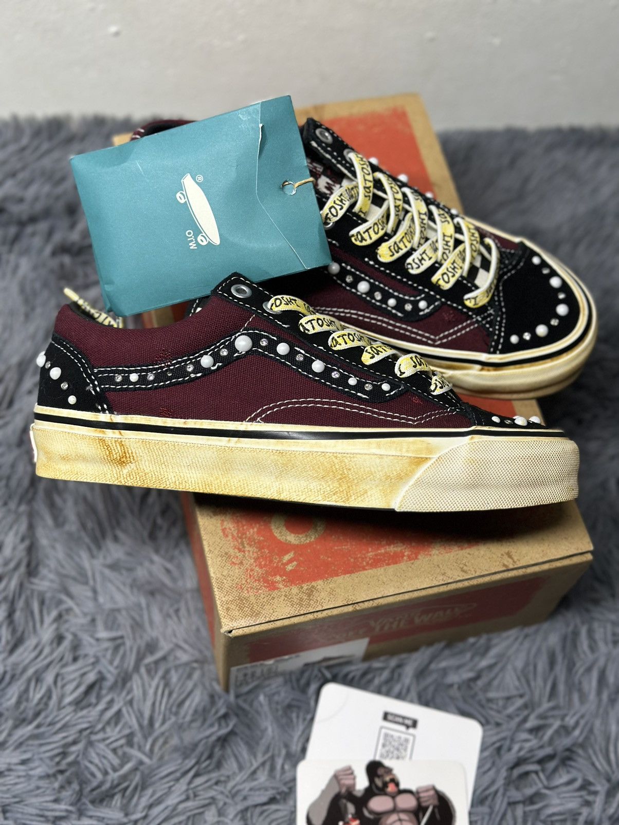 Satoshi Nakamoto × Vans Satoshi Nakamoto OTW Old Skool Vans Pearlized Burgundy FNF Size US 6.5 / EU 39-40 - 2 Thumbnail