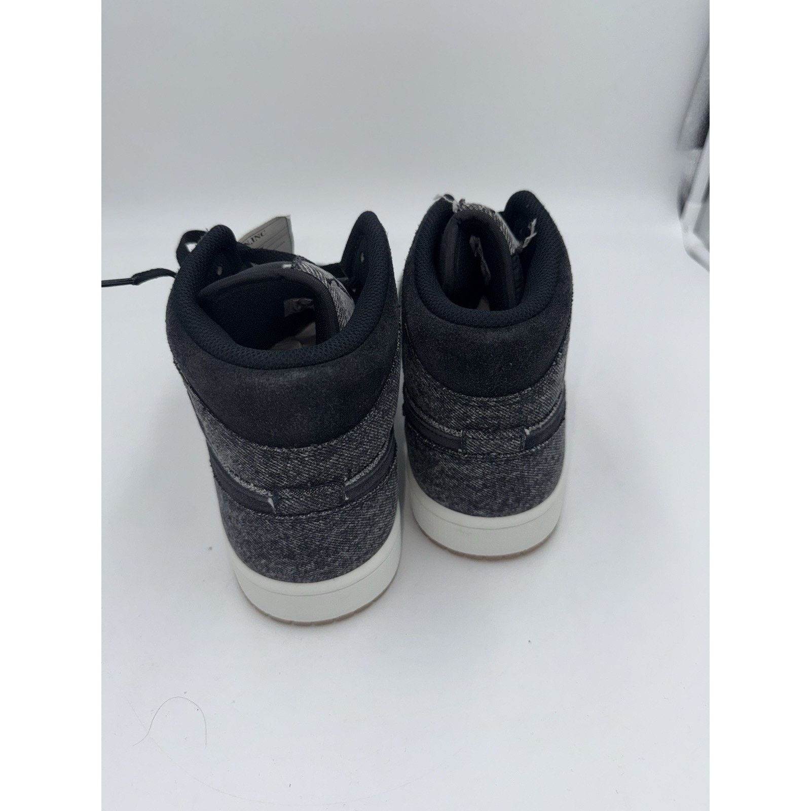 Size 9 Jordan 1 Mid Se V2 Sample Tagged HJ4363 Denim Jordan Brand Size 9 Jordan 1 Mid Se V2 Sample Tagged HJ4363  main image 4