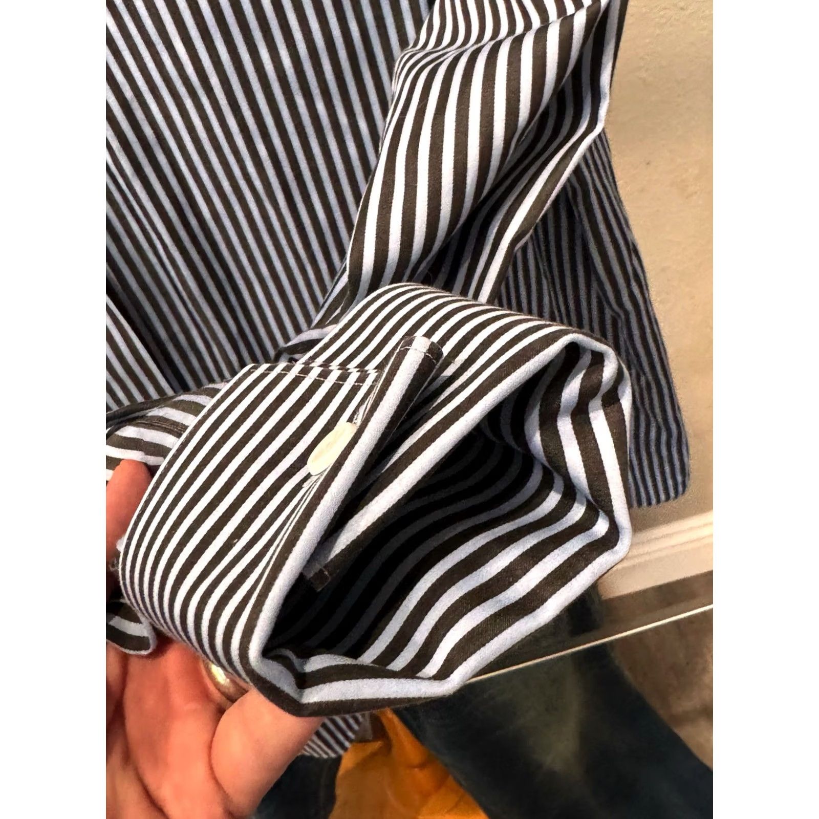 Pinko Thomas Pink Shirt XL Button Up Blue Gray Stripe Men’s Short Sleeve MINT Shirt XL Slim 17 x 38 Multicolor Button Closure Mens Size US XL / EU 56 / 4 - 6 Thumbnail