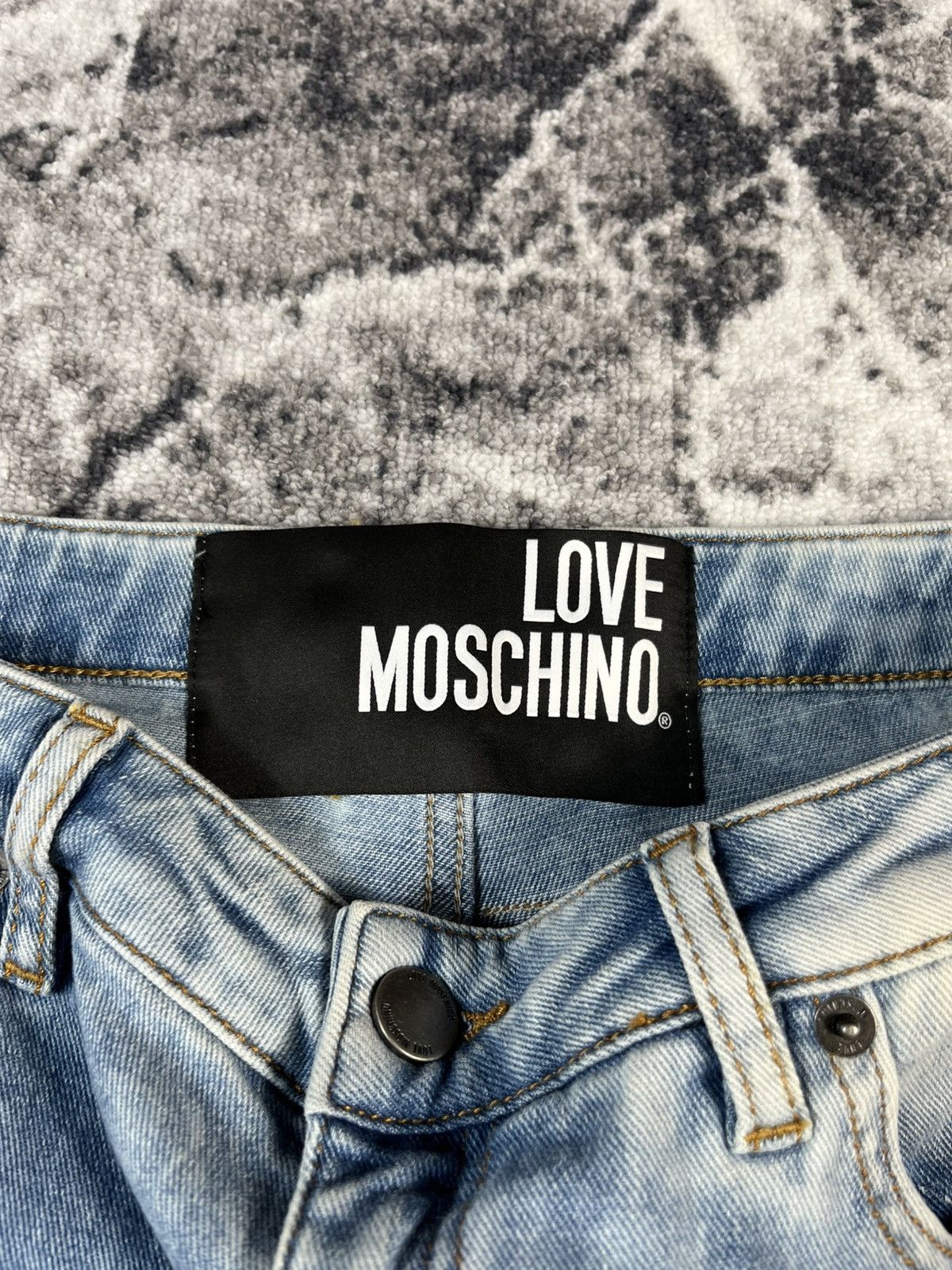Love Moschino Love Moschino Paint Splatter Denim Jeans Women 29 Italy Size 29" - 7 Thumbnail