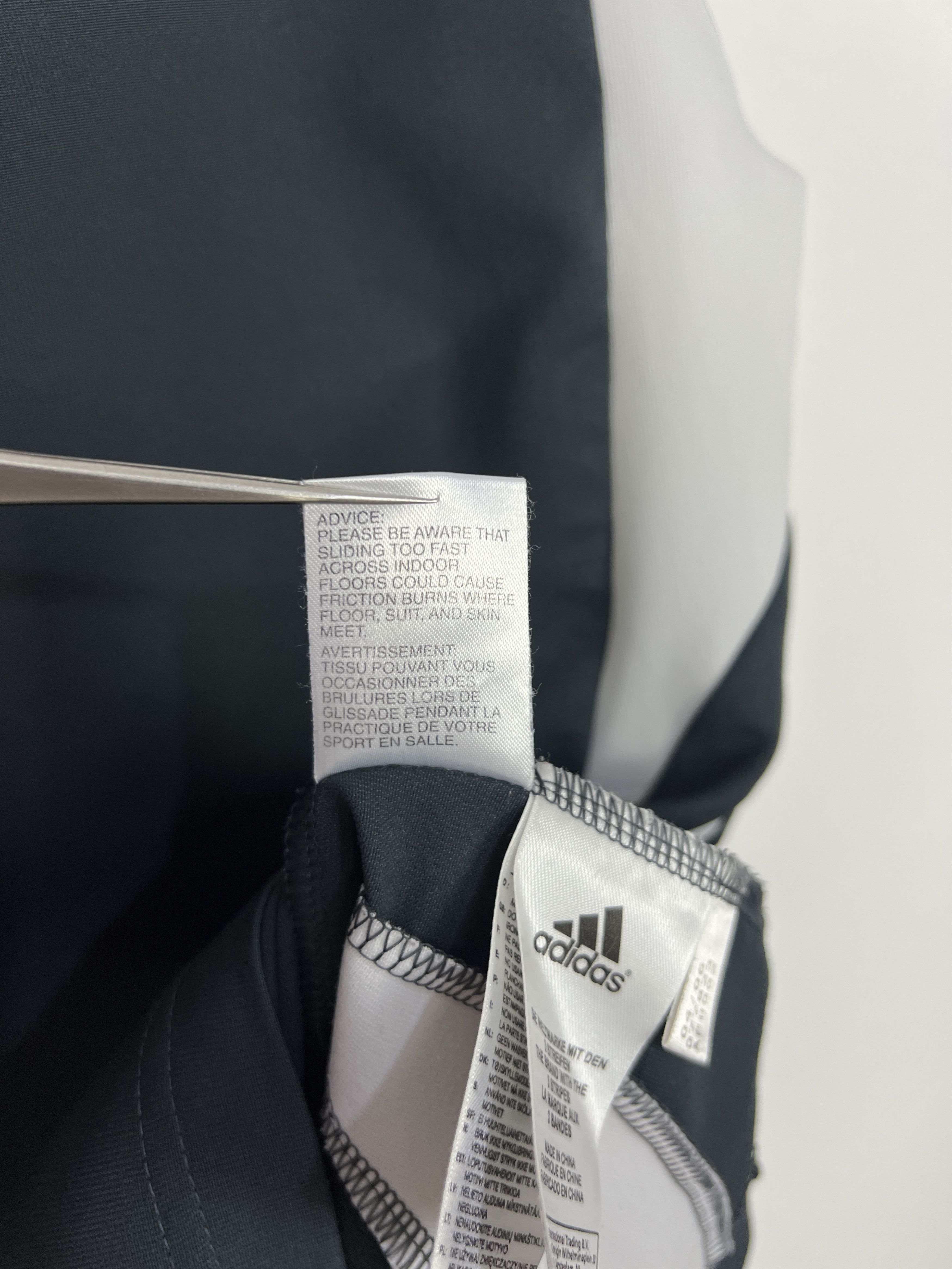 Adidas Vintage Adidas Real Madrid Football Sweatshirt Train Size US S / EU 44-46 / 1 - 10 Thumbnail