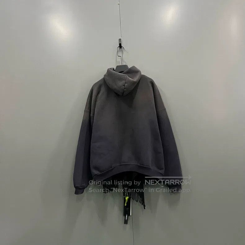 Balenciaga Balenciaga Distressed Effect Zipper Hoodie Size US M / EU 48-50 / 2 - 2 Thumbnail