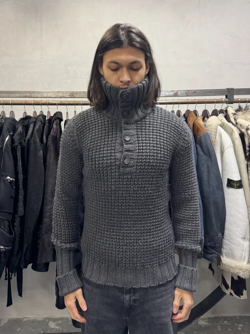 Dolce & Gabbana × Vintage 2000s Dolce & Gabbana Quilted Wool Buttoned Sweater Size US M / EU 48-50 / 2 - 1 Thumbnail