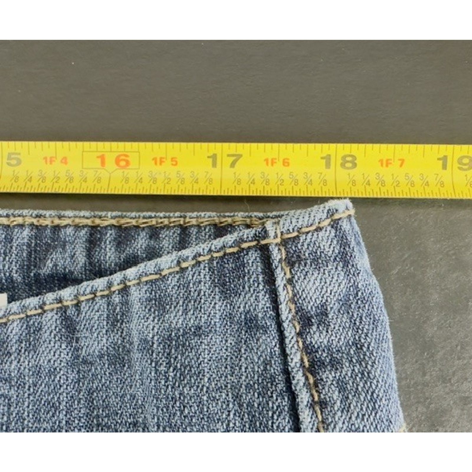 Lee Lee One True Fit Denim Jean Shorts 16M Blue Cuffed Mom VTG Size 38" / US 16 / IT 52 - 10 Thumbnail