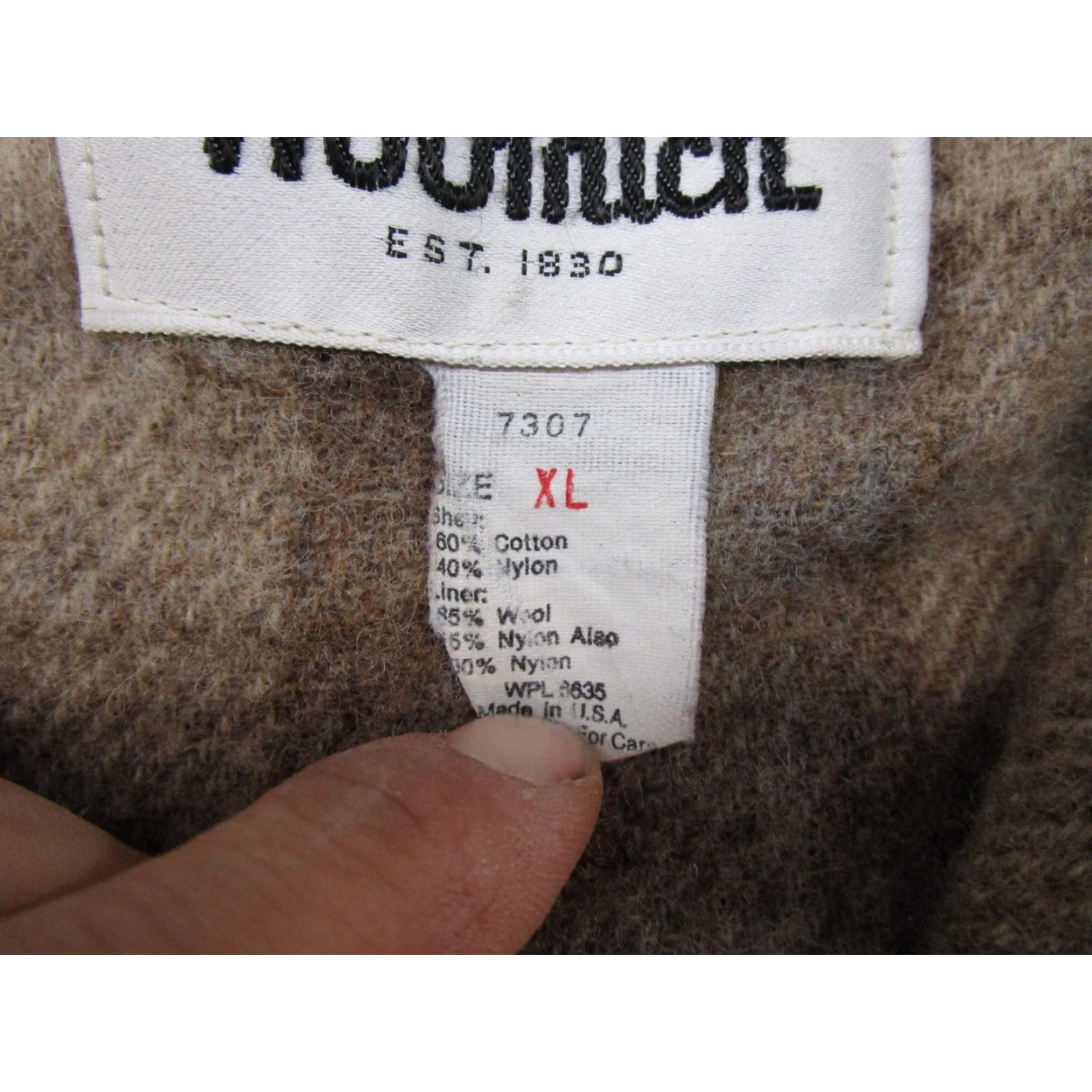 VINTAGE Woolrich Jacket Plaid Flannel Lined Hooded Wool Size XL Beige Men 90s