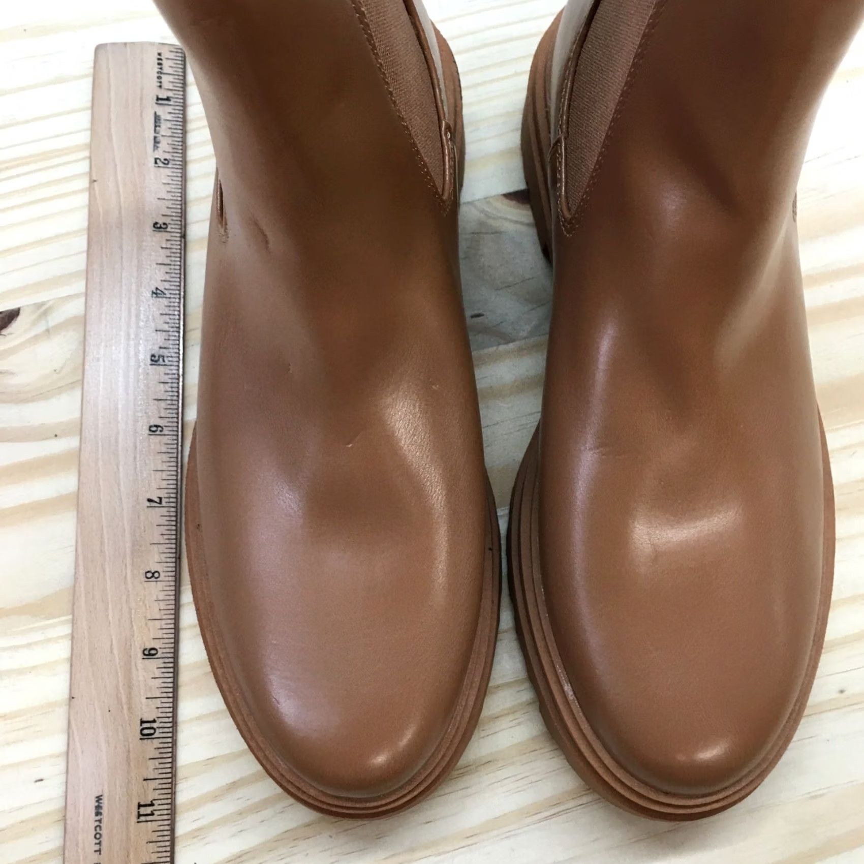 Vintage A New Day Boots Womens 7.5 M Chelsea Ankle Bootie Brown Faux Leather Pull On Brown Chelsea Ankle Bootie Womens 7.5 M Size US 8 / IT 38 - 7 Thumbnail