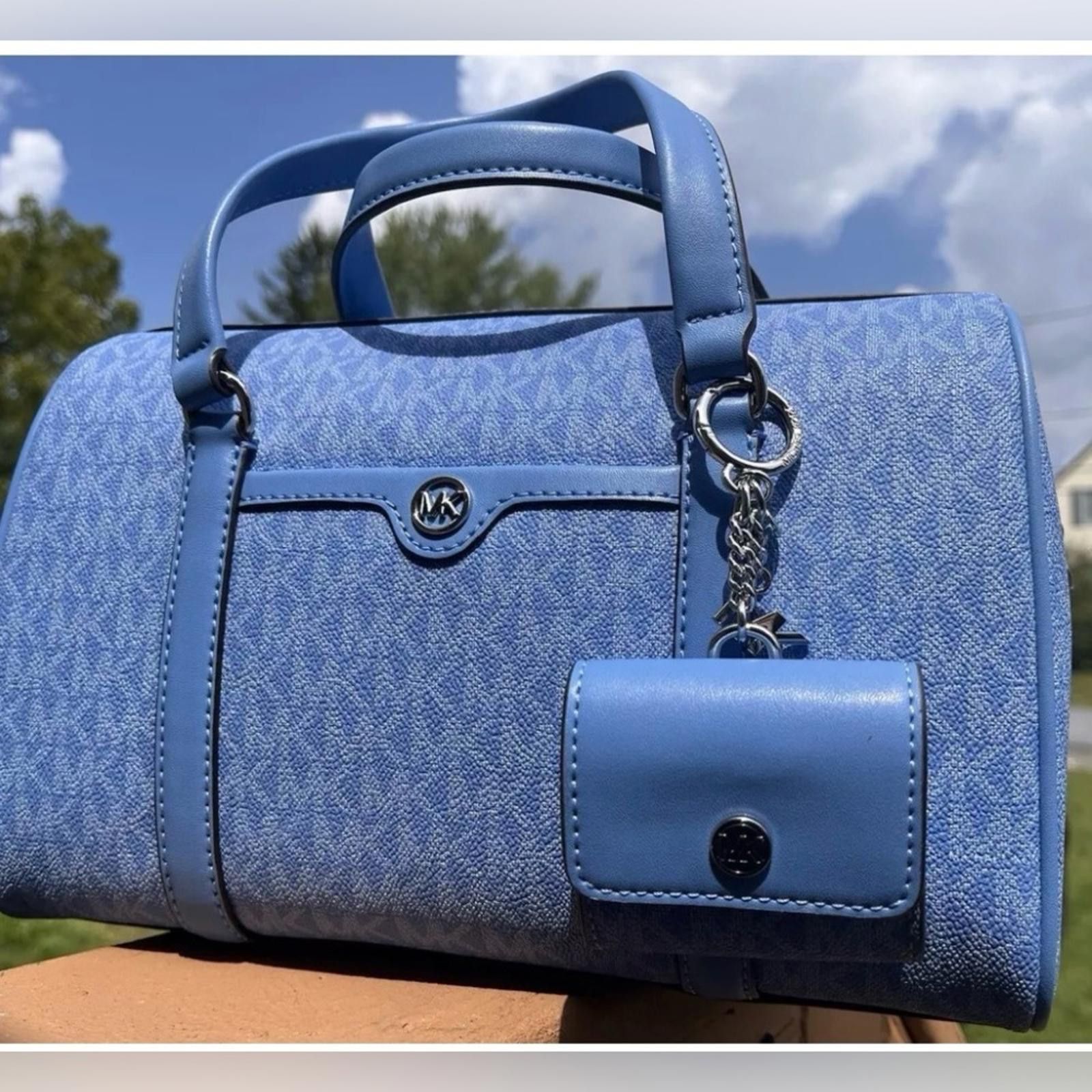 Michael Kors Michael Kors South Pacific Medium Duffle Bag Satchel NWT Size ONE SIZE - 5 Thumbnail