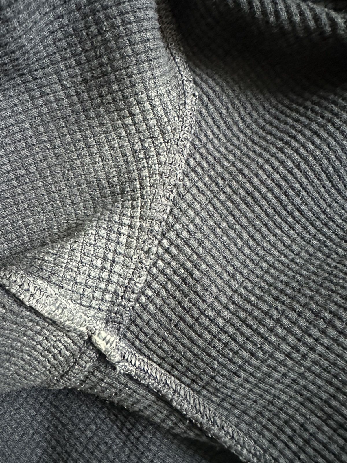 Kit and Ace Waffle knit shirt Size US L / EU 52-54 / 3 - 4 Thumbnail