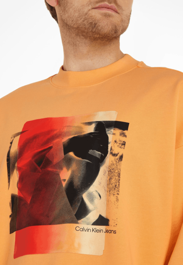 Calvin Klein CALVIN KLEIN MULTI LAYERED PHOTO CREW NECK OVERSIZED FIT-XL Size US XL / EU 56 / 4 - 2 Thumbnail