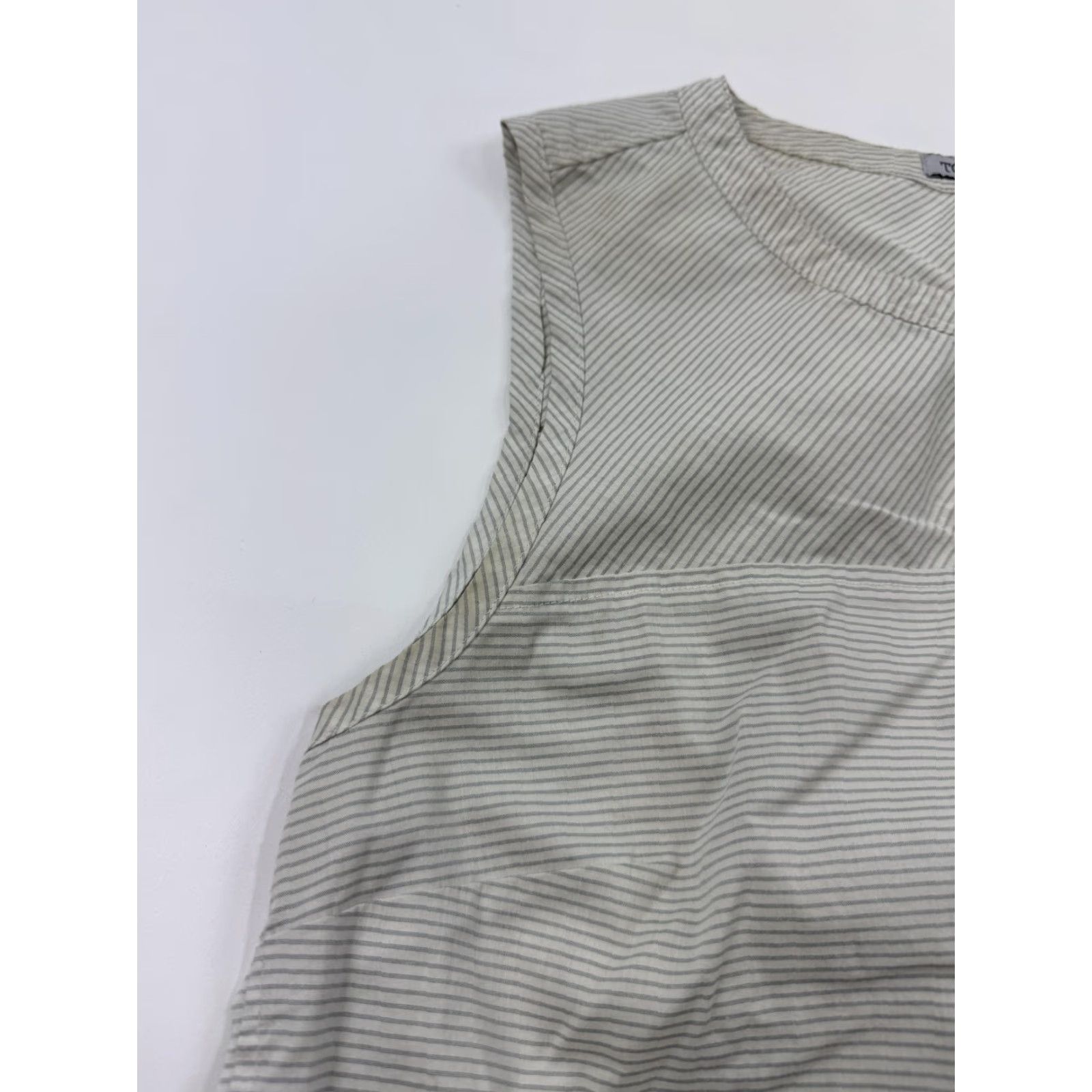 Toad&Co Toad&Co Blouse Womens Large Gray Stripe Sleeveless Button Front Casual Top Size L / US 10 / IT 46 - 2 Thumbnail