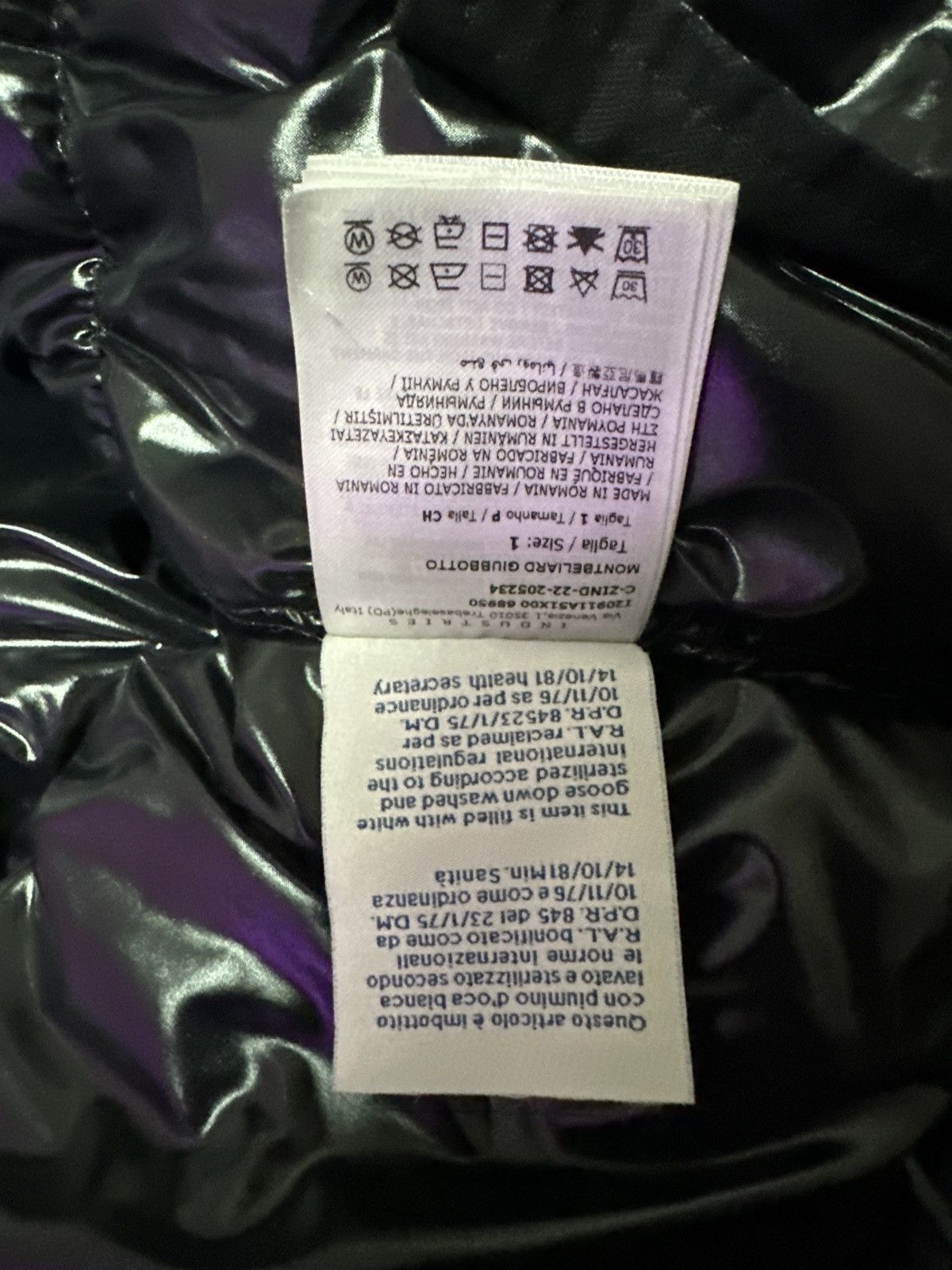 Moncler Moncler Coat Size US S / EU 44-46 / 1 - 4 Thumbnail