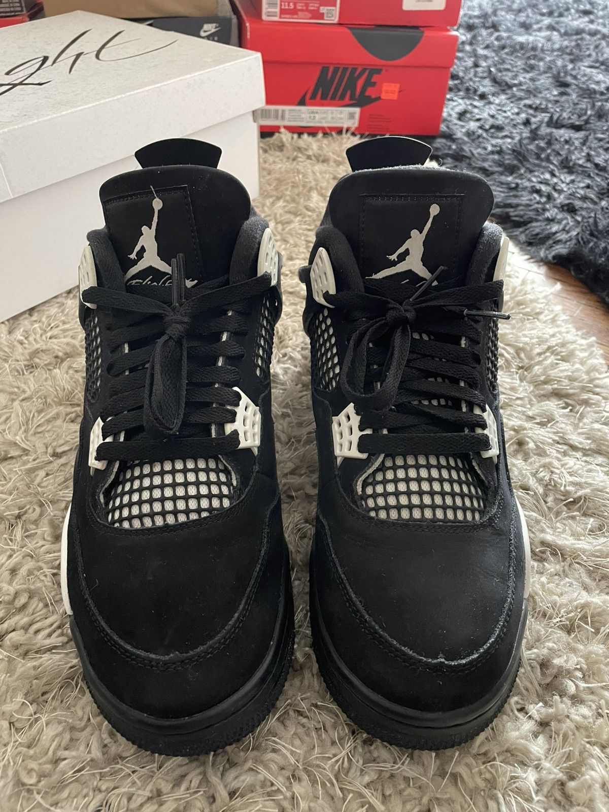 Jordan Brand Jordan 4 White Thunder Size US 9.5 / EU 42-43 - 4 Thumbnail