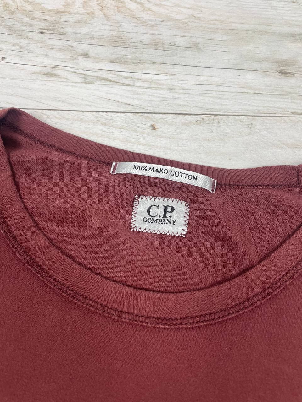 C.P. Company C.P. COMPANY LONG SLEEVE POCKET TEE LOGO SIZE M Size US M / EU 48-50 / 2 - 9 Thumbnail