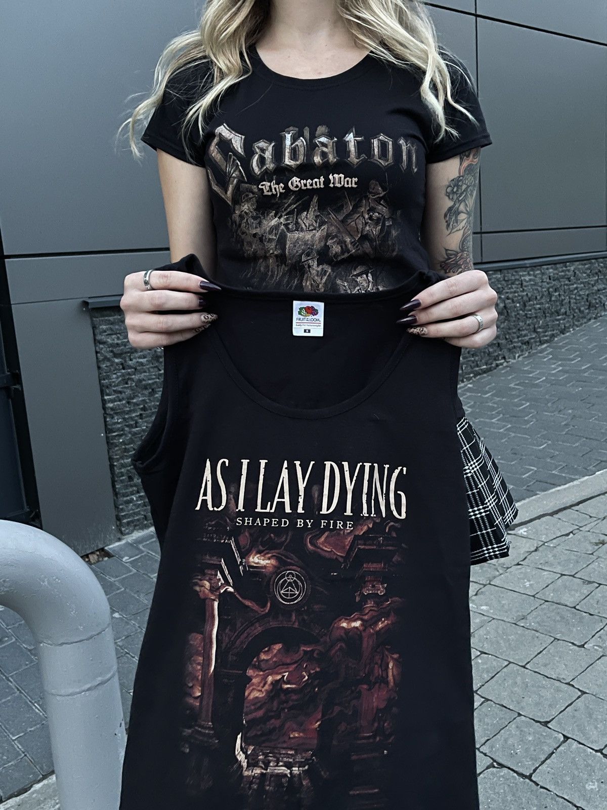 Band Tees As I Lay Dying "Shaped by Fire" Womens Black Tank Top Size S Size S / US 4 / IT 40 - 16 Thumbnail
