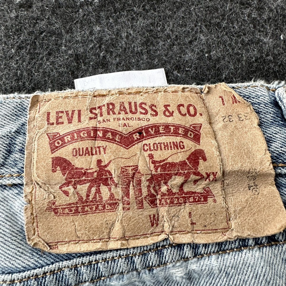 Levi's Levis 501 Distressed Light Blue Denim 32x31 D681 Size US 32 / EU 48 - 15 Thumbnail