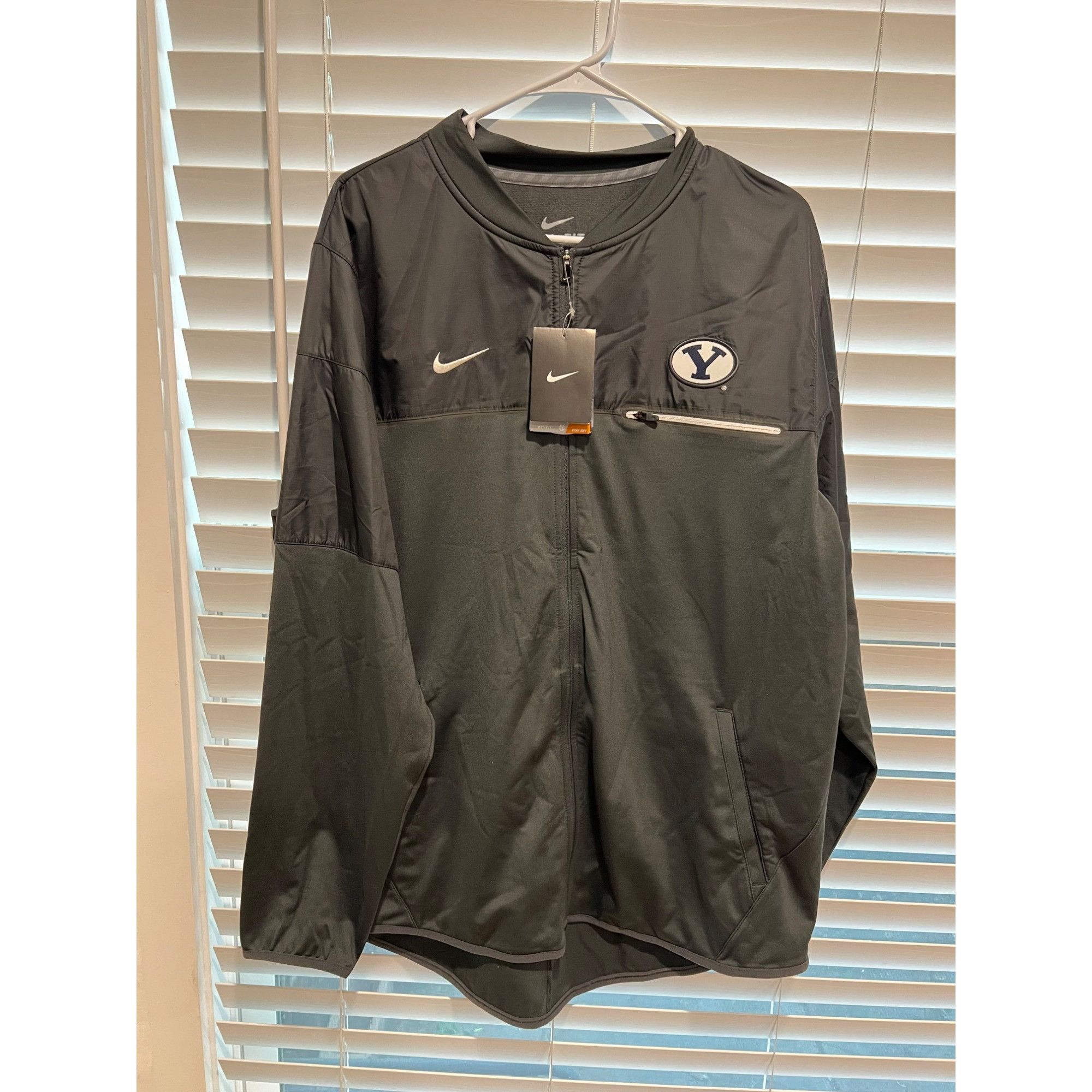 Nike Nike BYU Cougars 1/4 Zip Pullover - Size L NWT Size US L / EU 52-54 / 3 - 1 Thumbnail