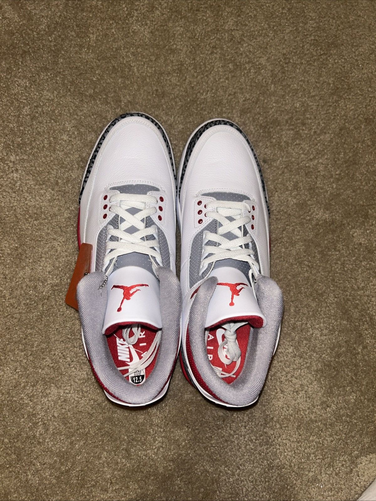 Jordan Brand Jordan 3 Fire Red Size US 12.5 / EU 45-46 - 4 Thumbnail