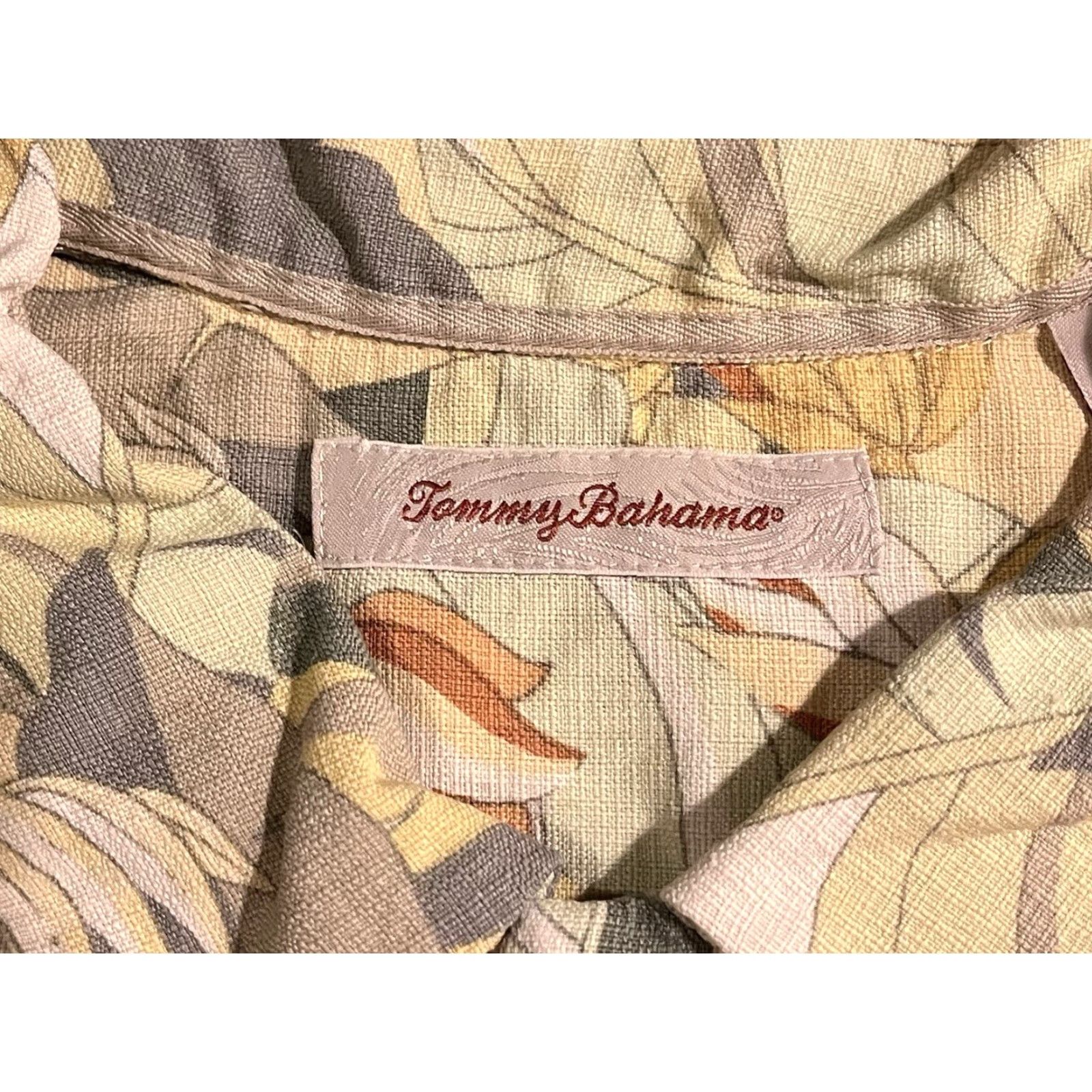 Tommy Bahama VINTAGE: No — Tommy Bahama Floral Palm Frond 100% Silk Hawaiian Camp Shirt Men’s 2XL Green Size US XXL / EU 58 / 5 - 5 Thumbnail