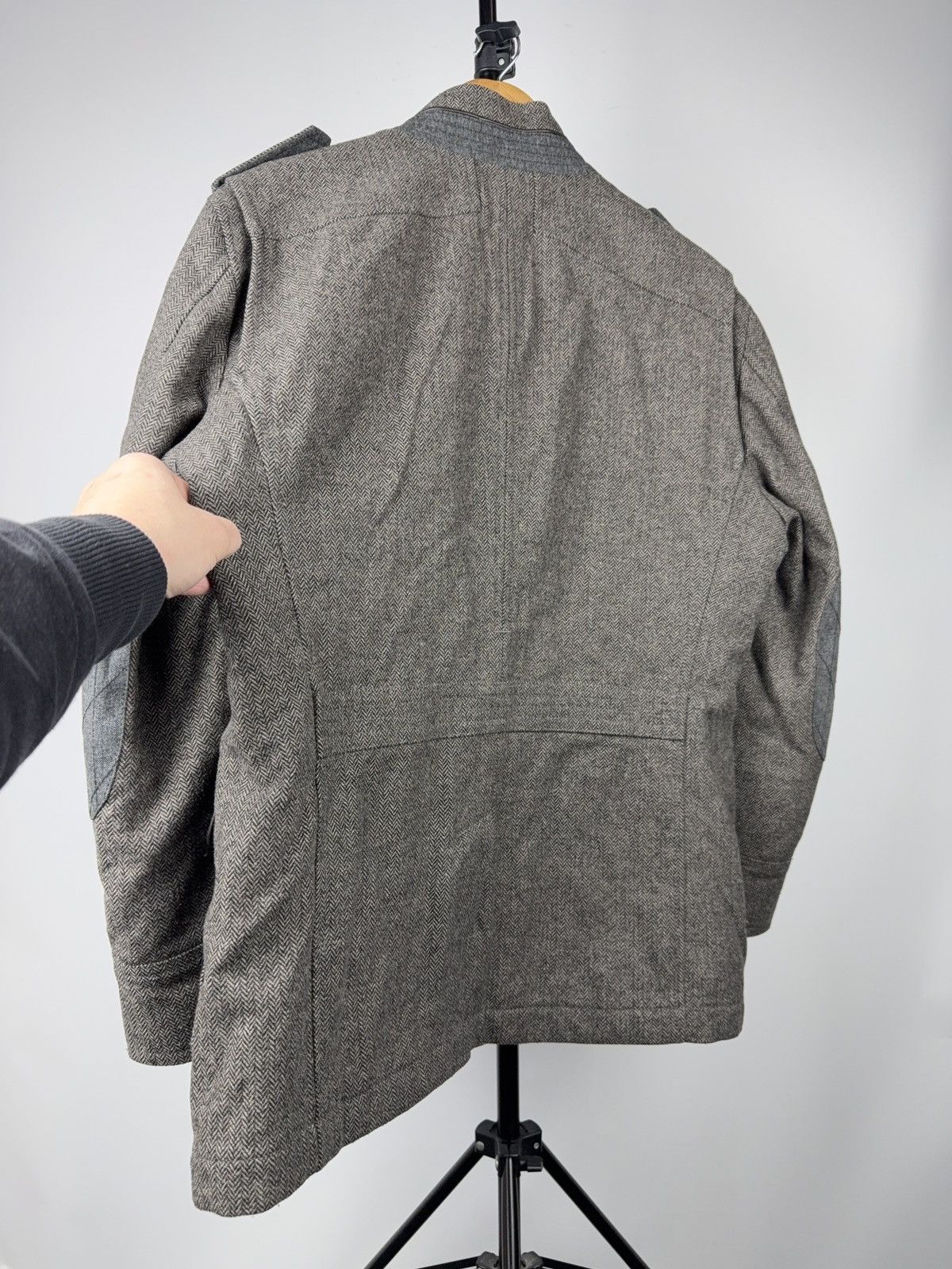 Hugo Boss Luxury 00s Hugo Boss Herringbone Field Jacket Grey Wool Size US L / EU 52-54 / 3 - 12 Thumbnail